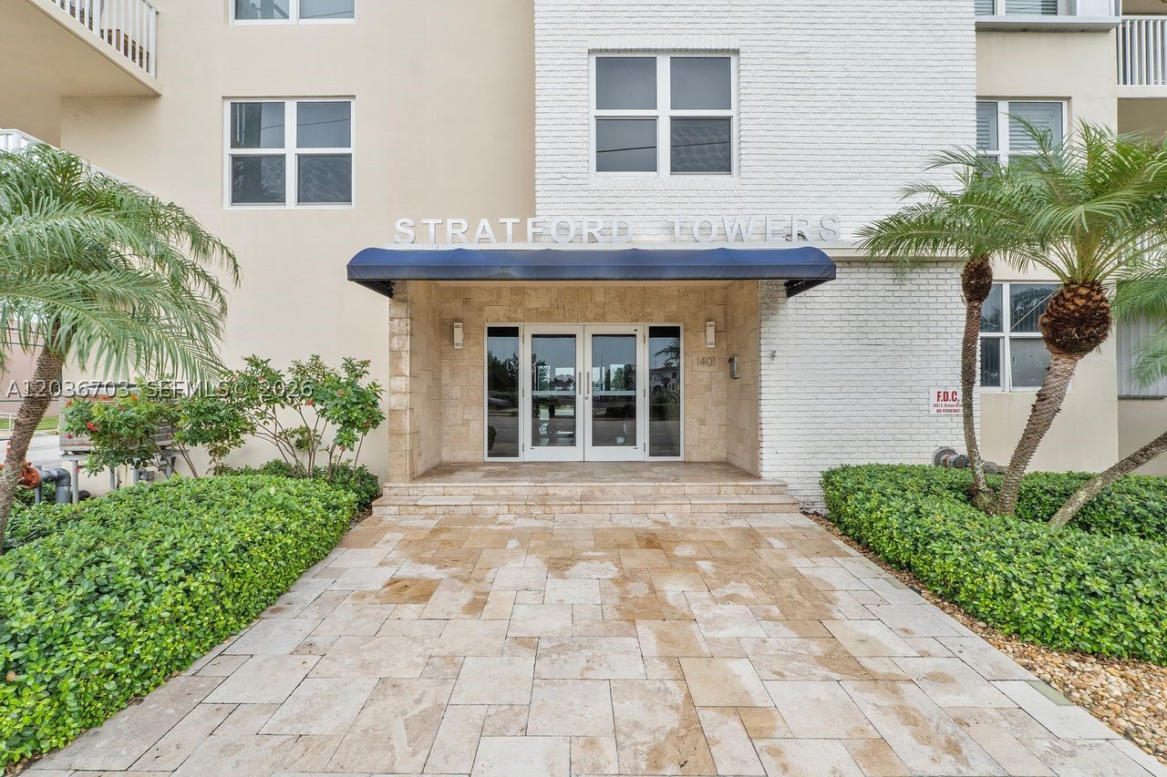 1401 S Ocean Dr 305 Property Photo 1