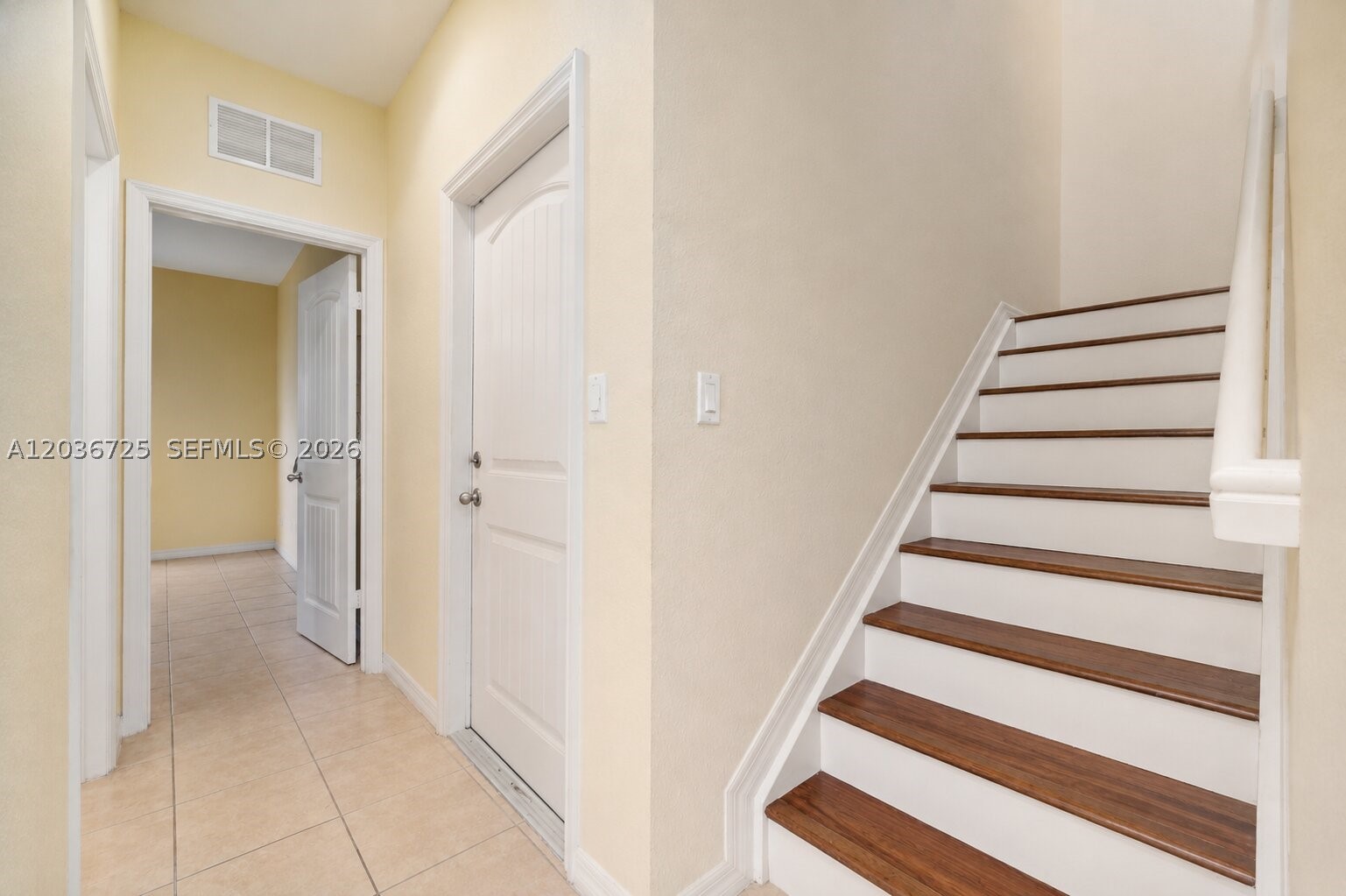 678 Ne 33rd Ter Property Photo 18