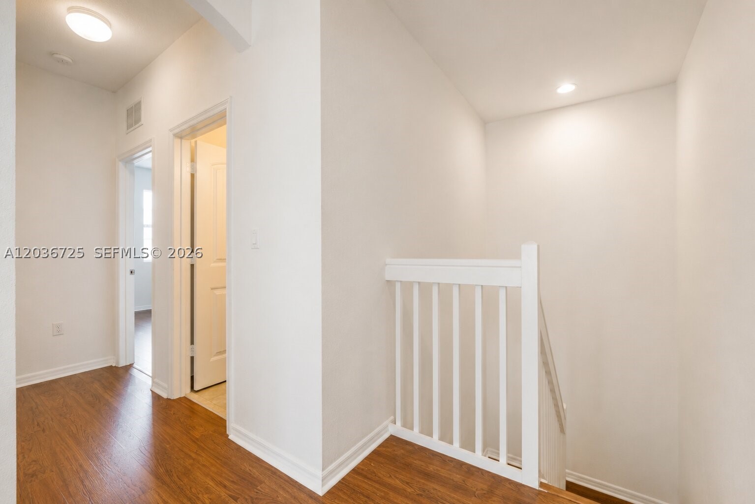 678 Ne 33rd Ter Property Photo 19