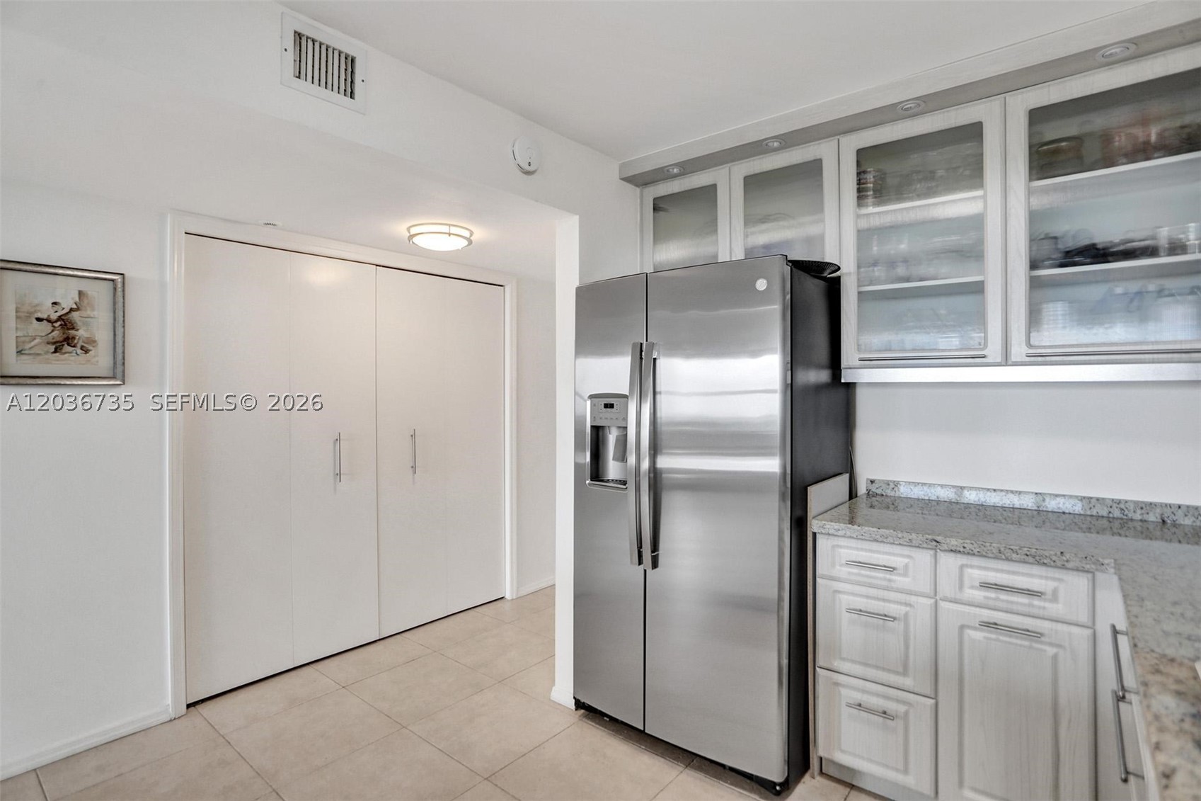 2555 Collins Ave 1508 Property Photo 10