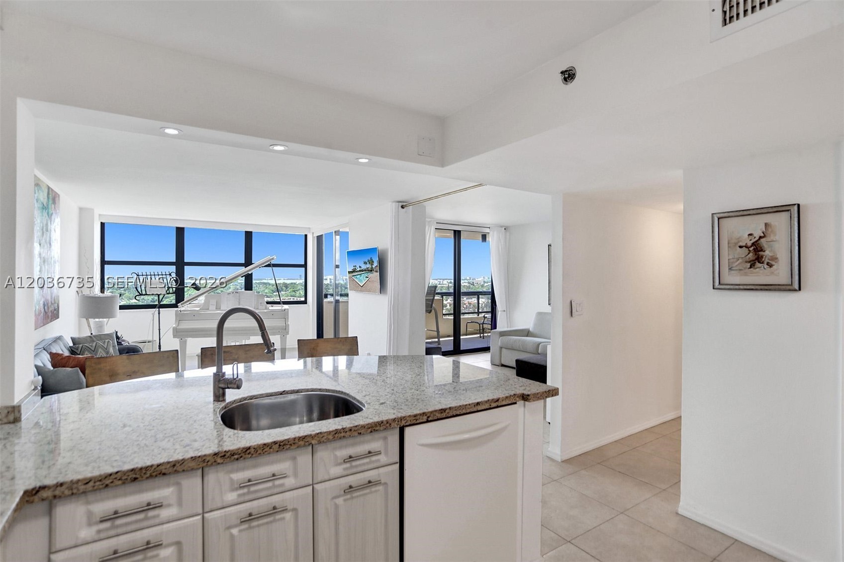 2555 Collins Ave 1508 Property Photo 11