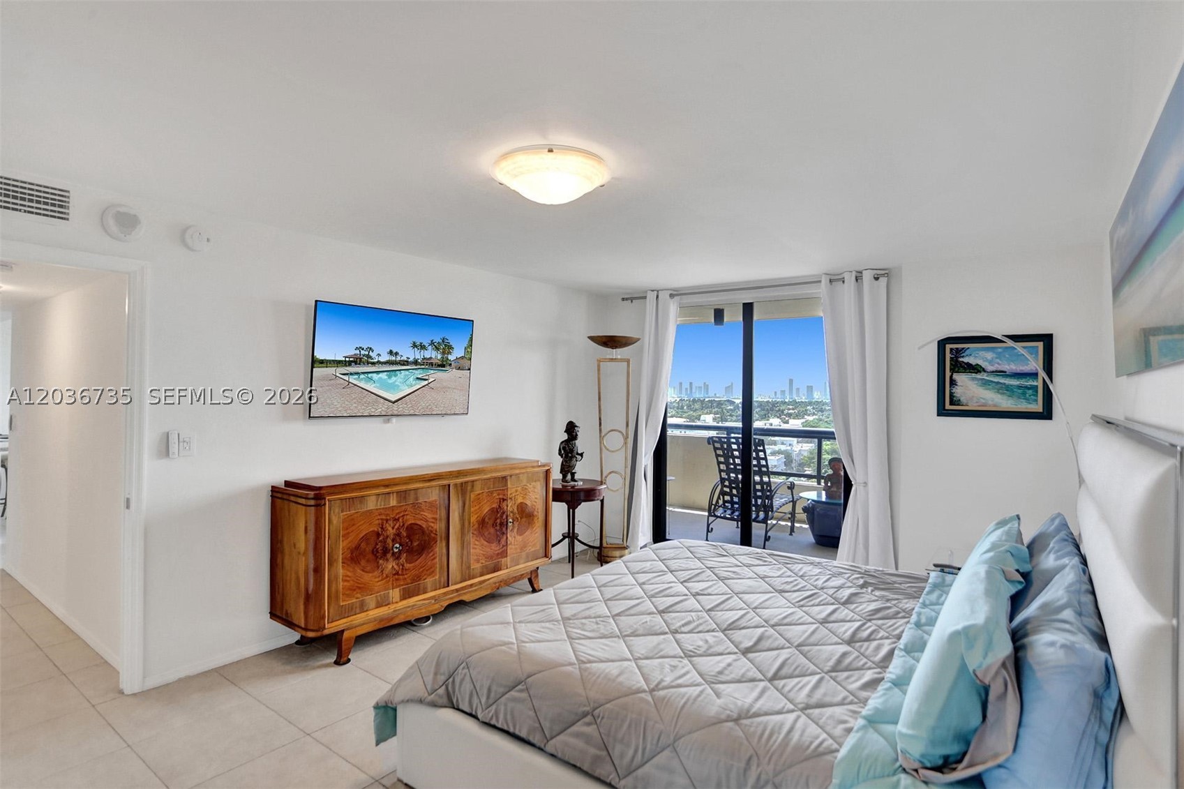 2555 Collins Ave 1508 Property Photo 22