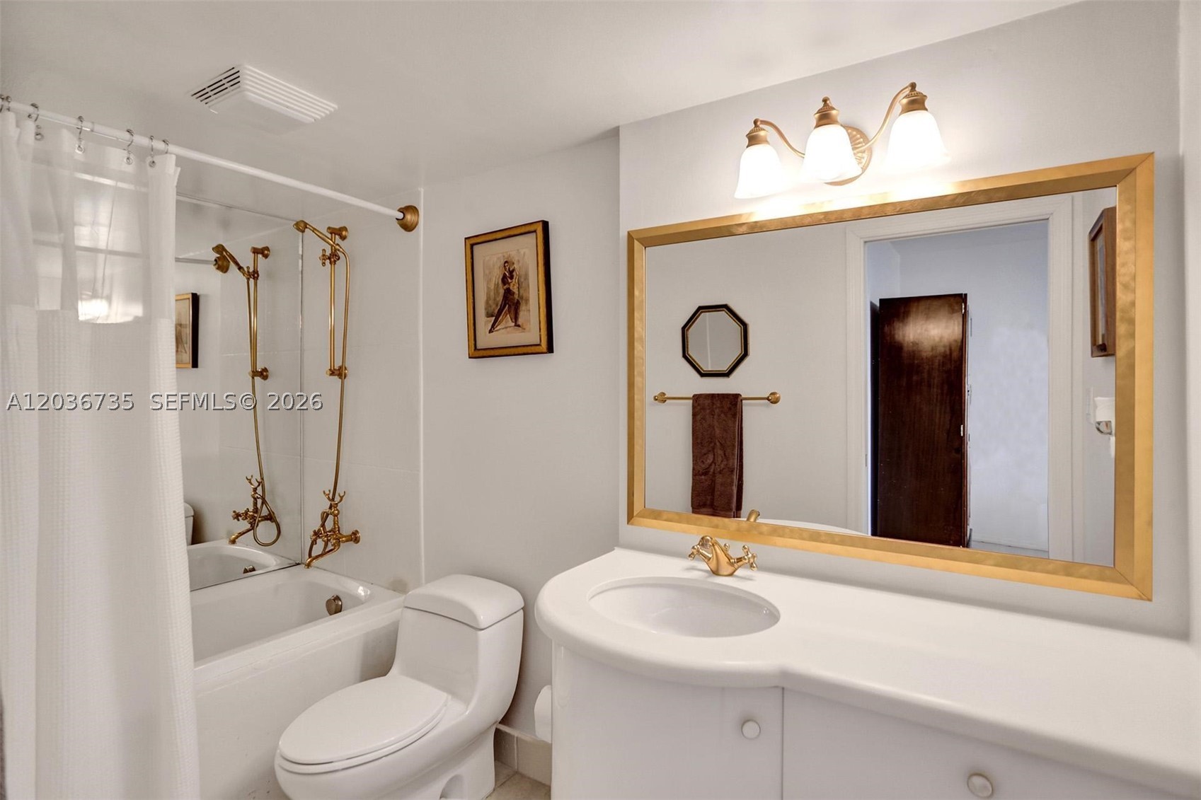 2555 Collins Ave 1508 Property Photo 26