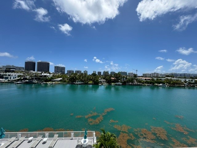 9381 E Bay Harbor Dr 404s Property Photo 35