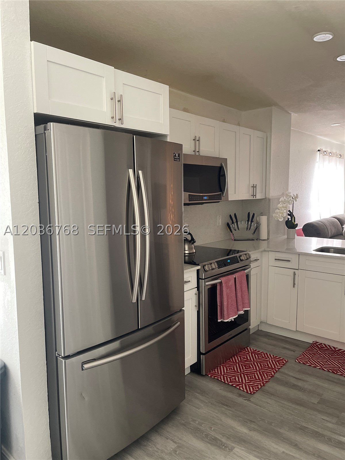 2432 Sw 99th Way Property Photo 3