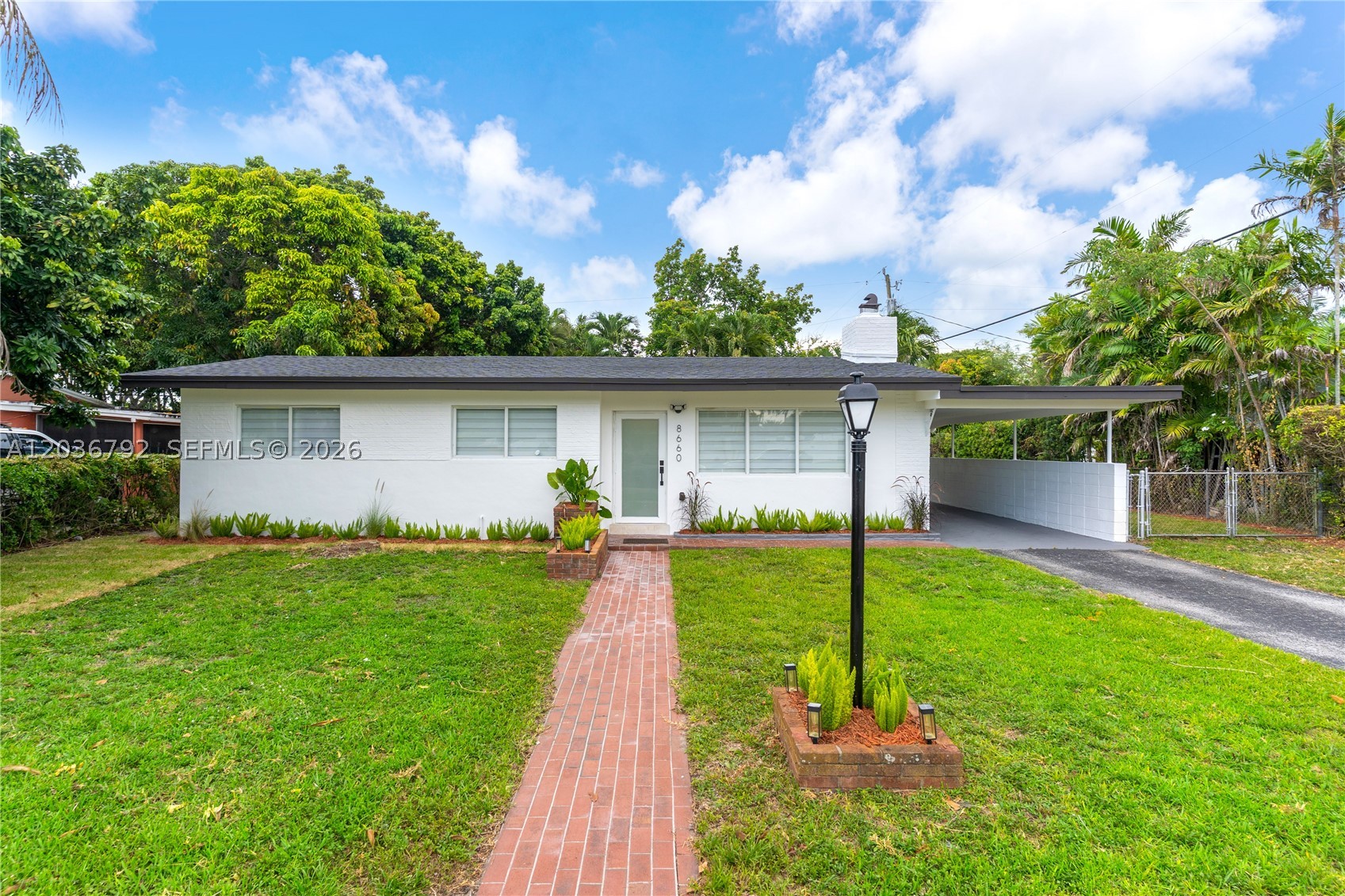 8660 SW 125th Ter Property Photo 1