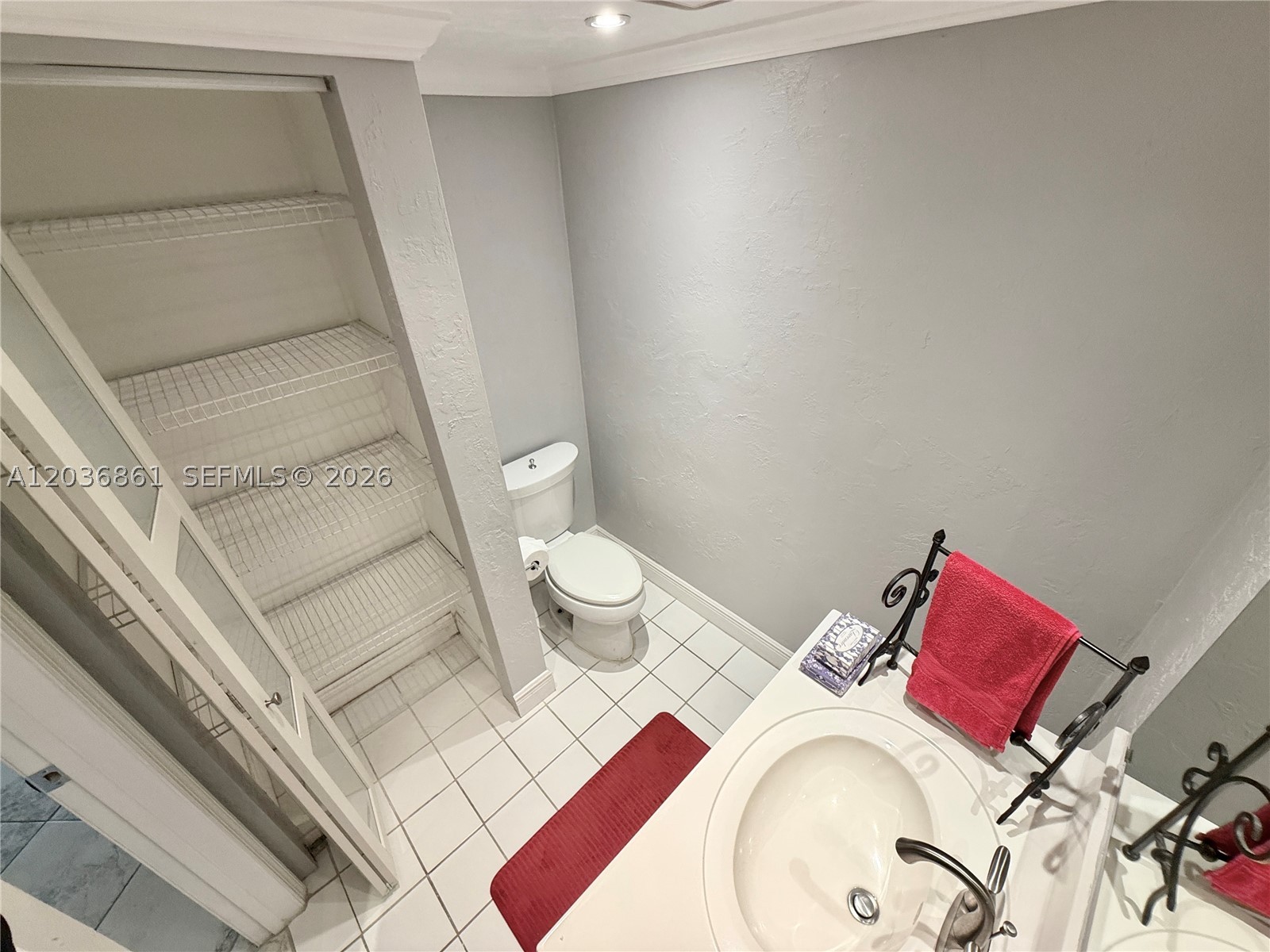 1000 Sw 12th St 201 Property Photo 13