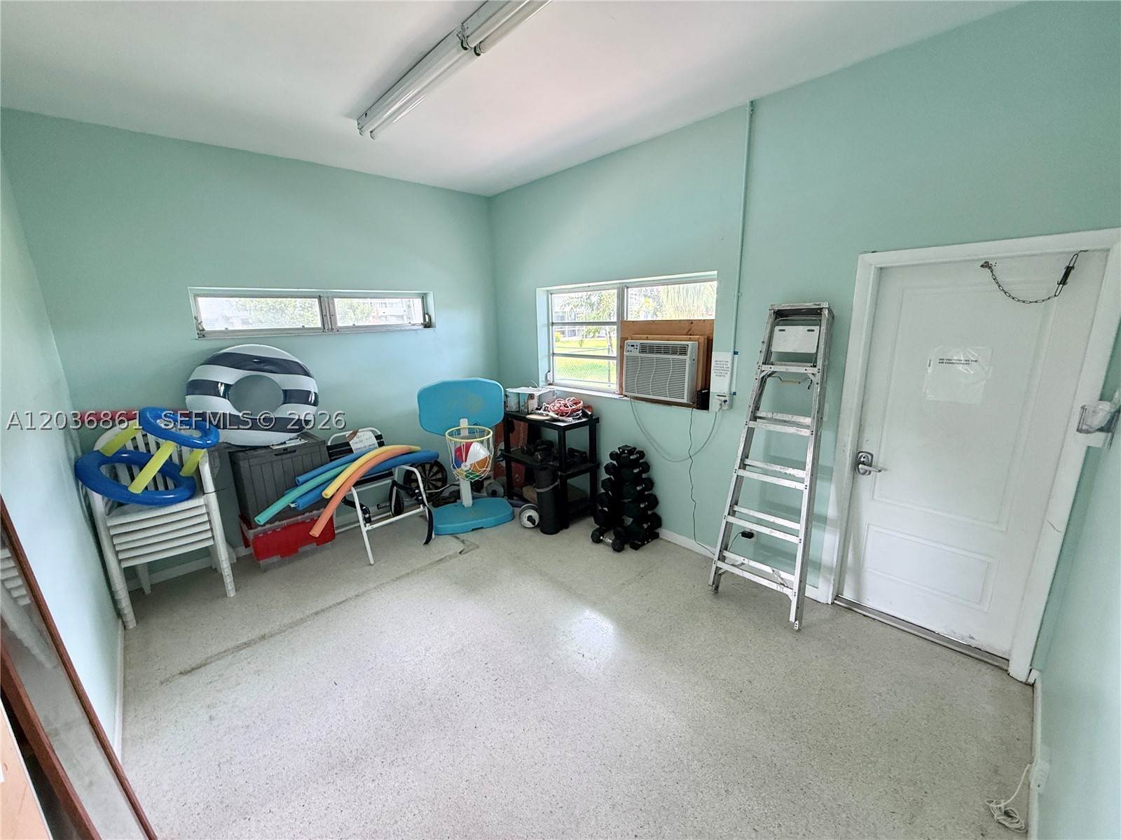 1000 Sw 12th St 201 Property Photo 42