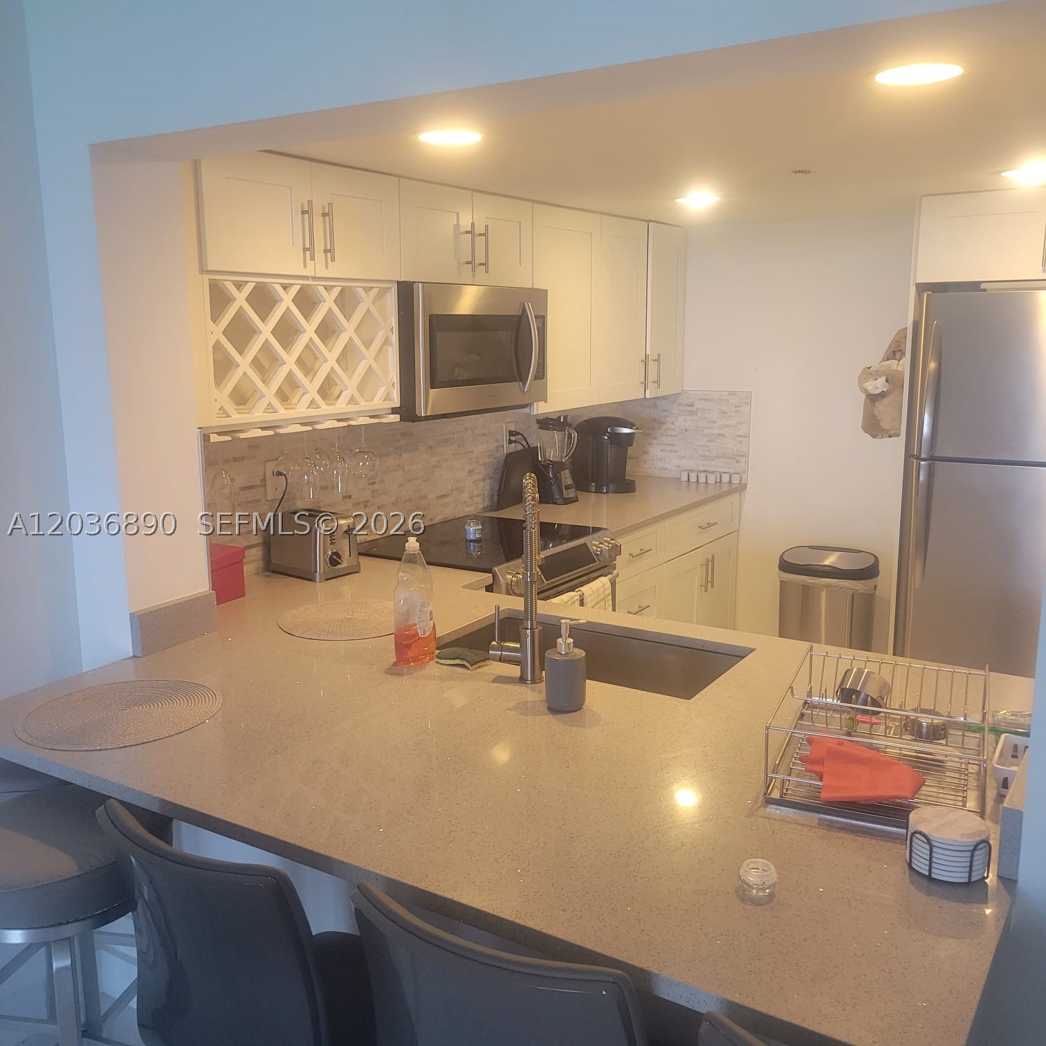 2555 Collins Ave 2207 Property Photo 7