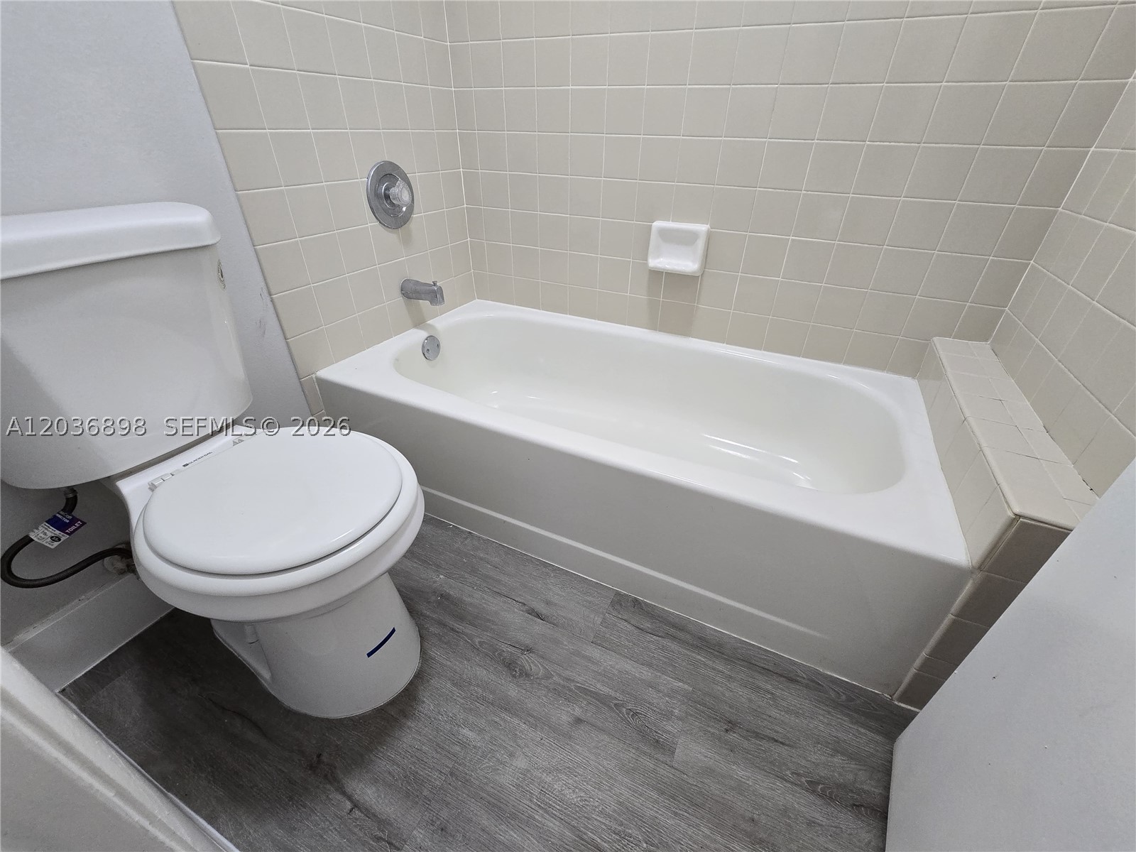 1024 S Independence Dr 1024e Property Photo 8