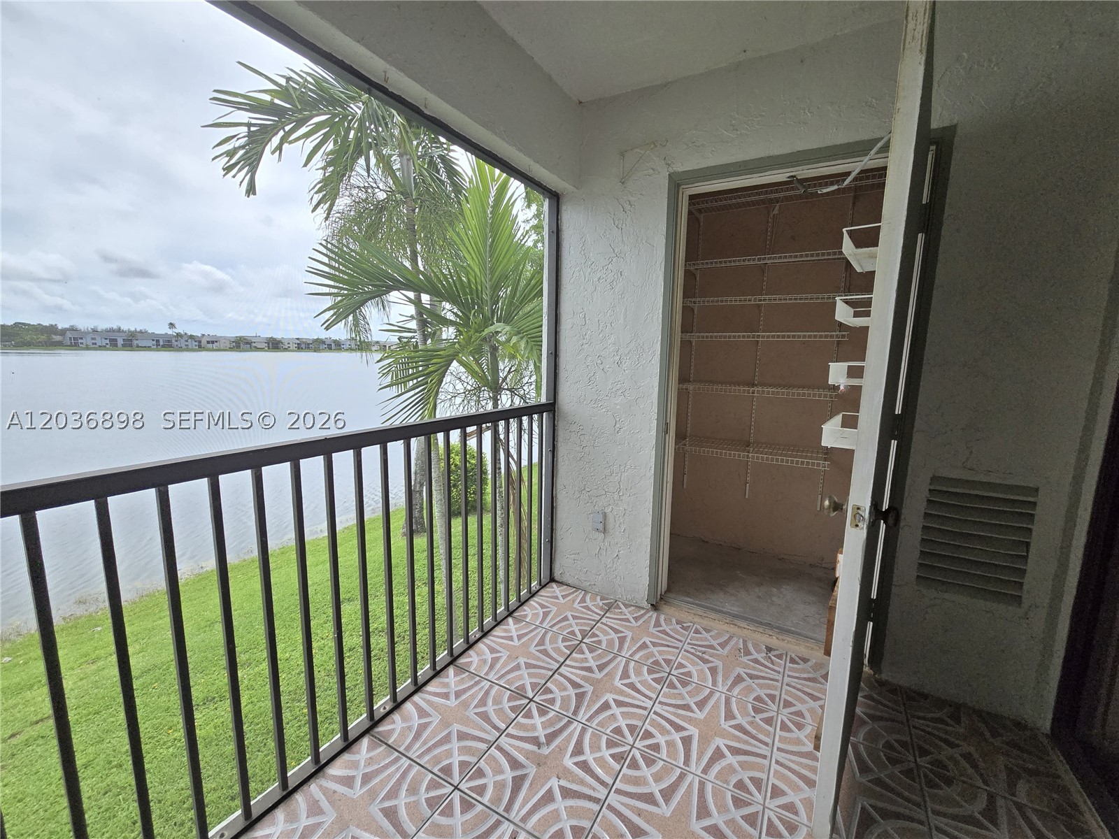 1024 S Independence Dr 1024e Property Photo 18