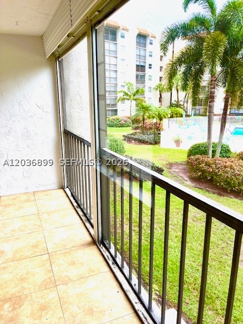 3920 Inverrary Blvd 204C Property Photo 1