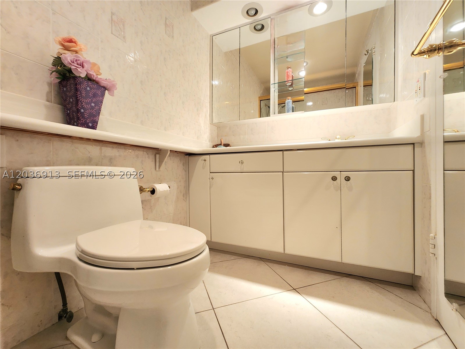 3505 S Ocean Dr 705 Property Photo 25