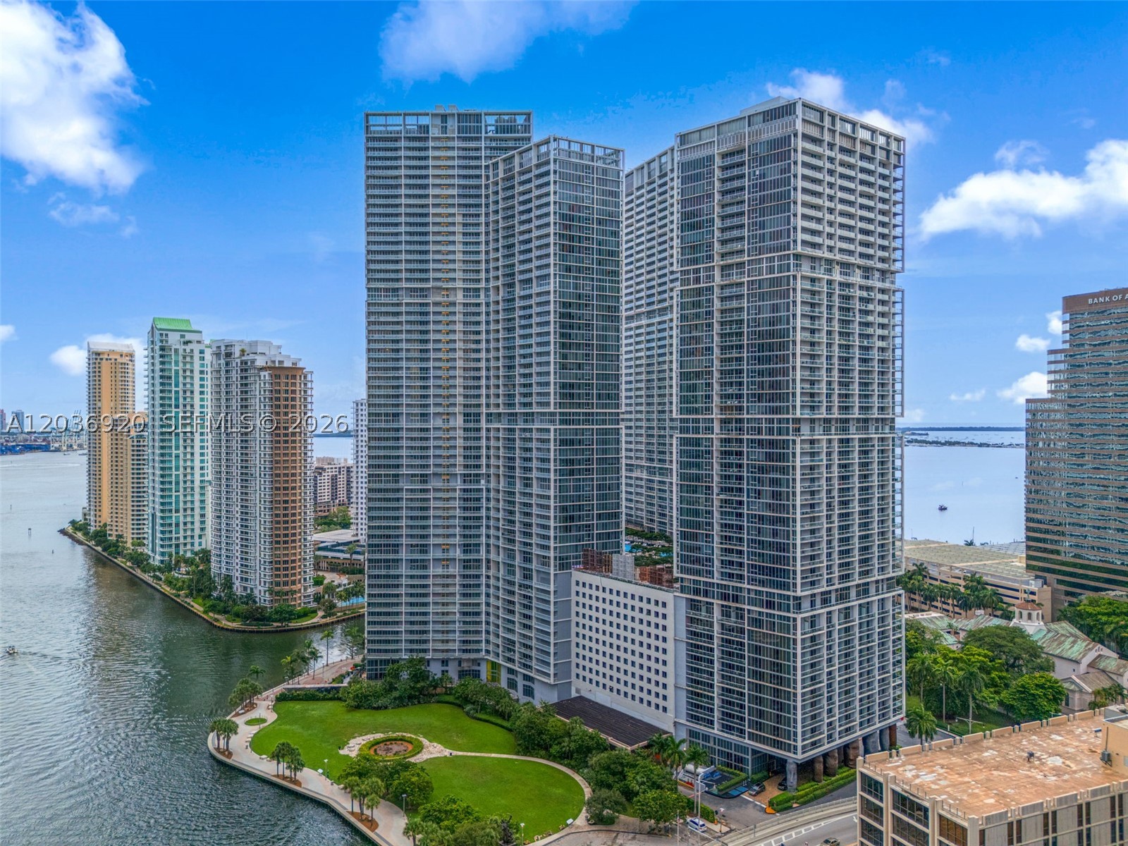 495 Brickell Ave 905 Property Photo 2