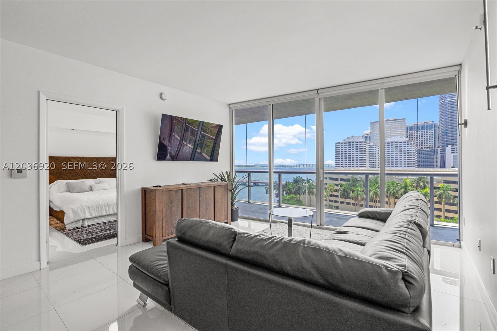 495 Brickell Ave 905 Property Photo 9