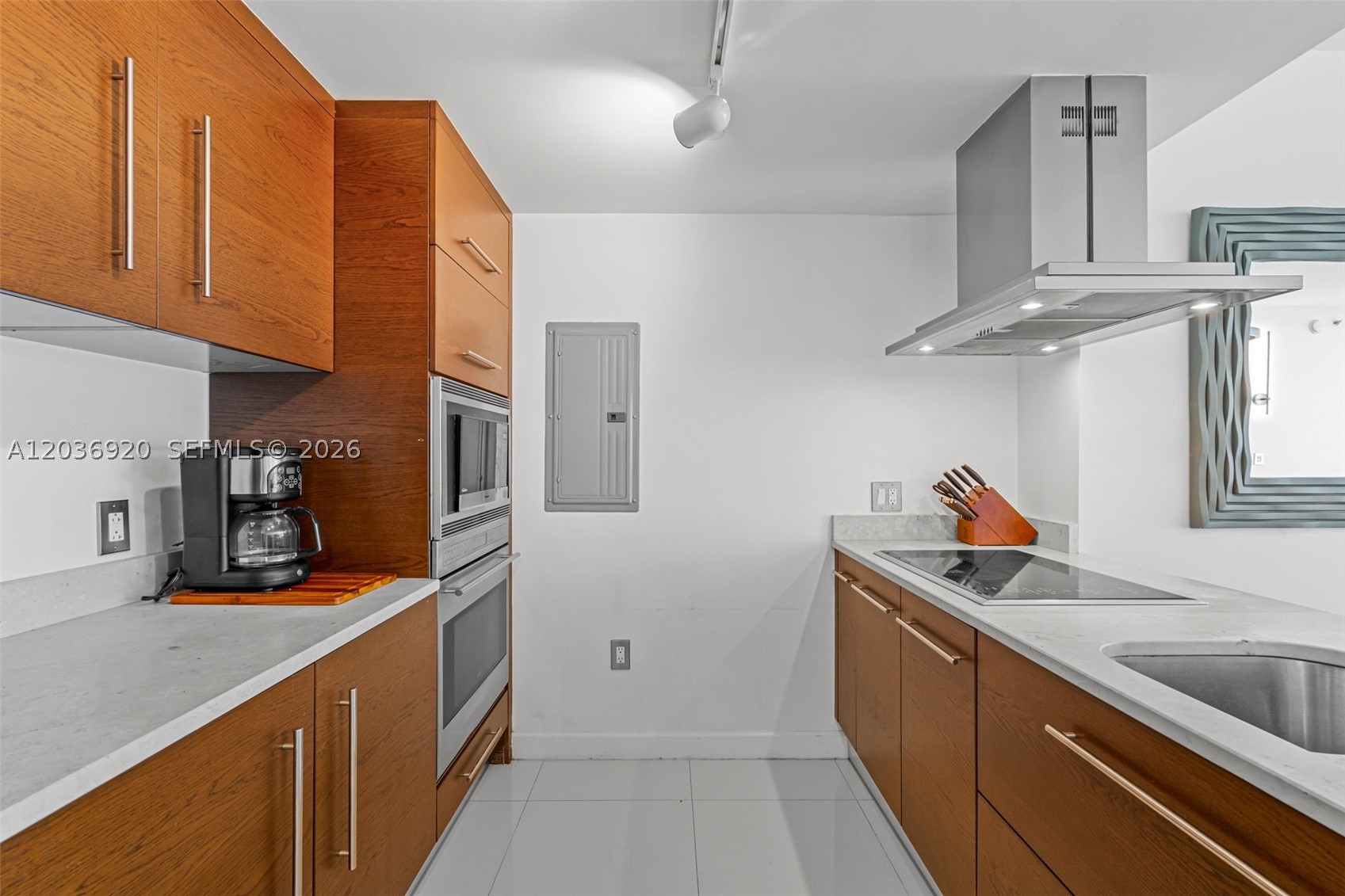 495 Brickell Ave 905 Property Photo 15