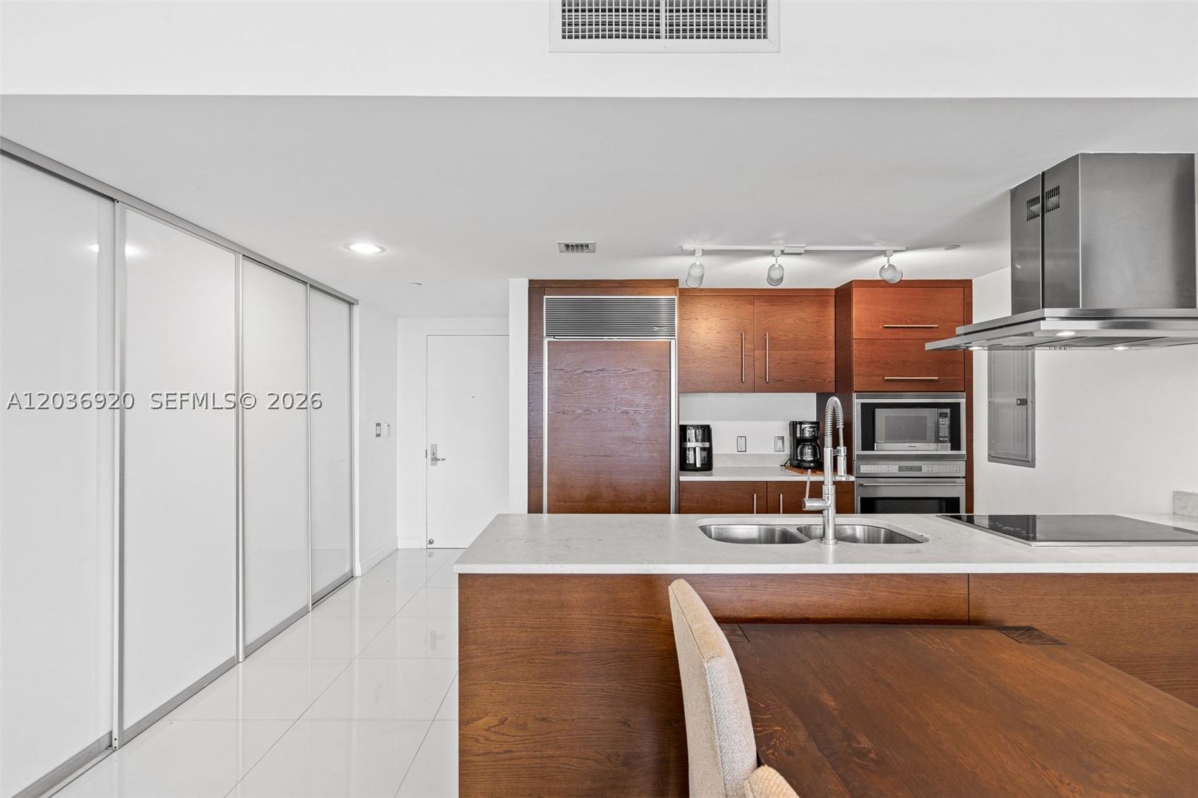 495 Brickell Ave 905 Property Photo 18