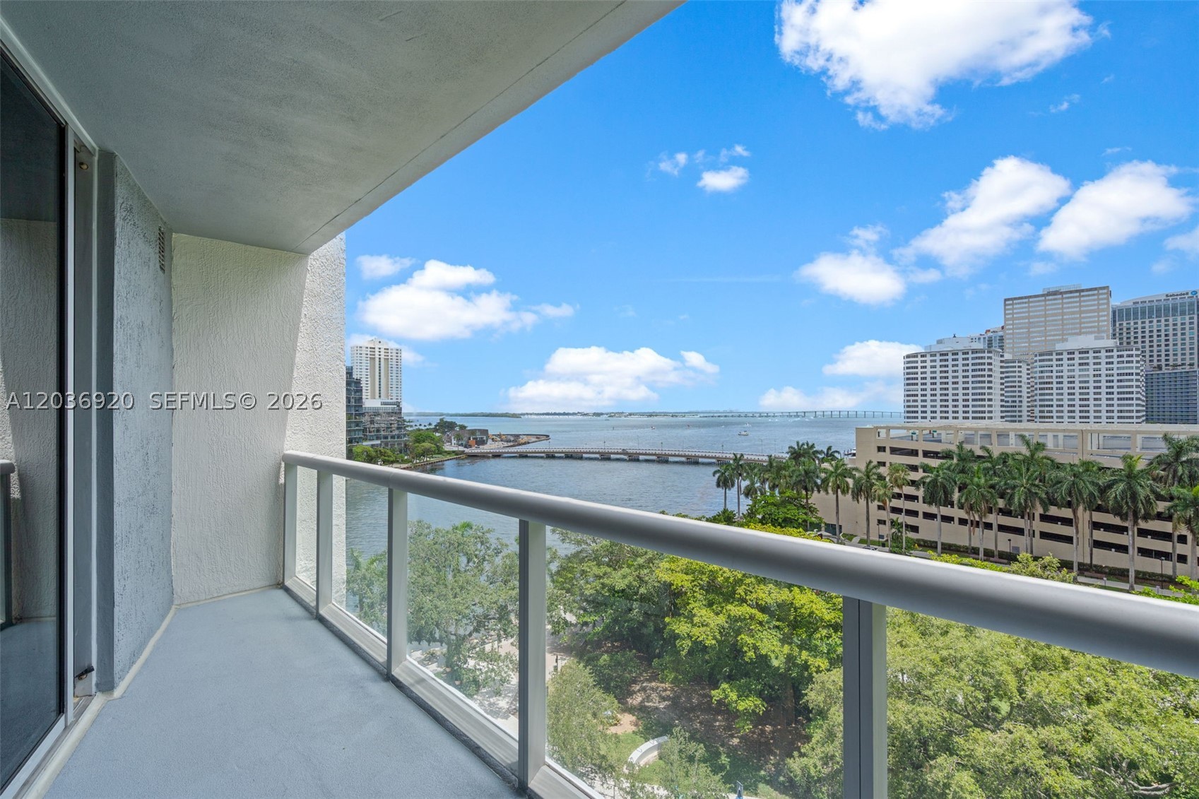 495 Brickell Ave 905 Property Photo 38
