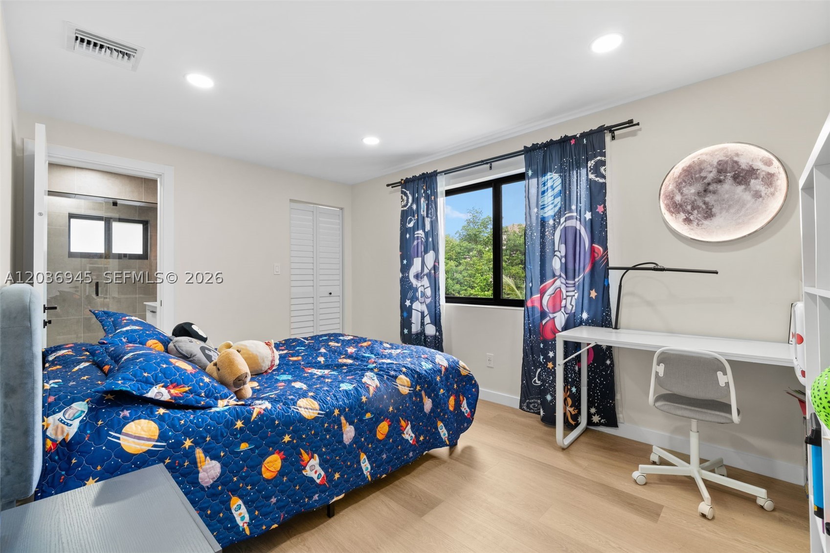 1178 Grant St Property Photo 18
