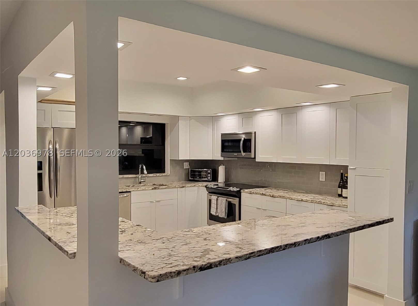 A12036978 Property Photo 17