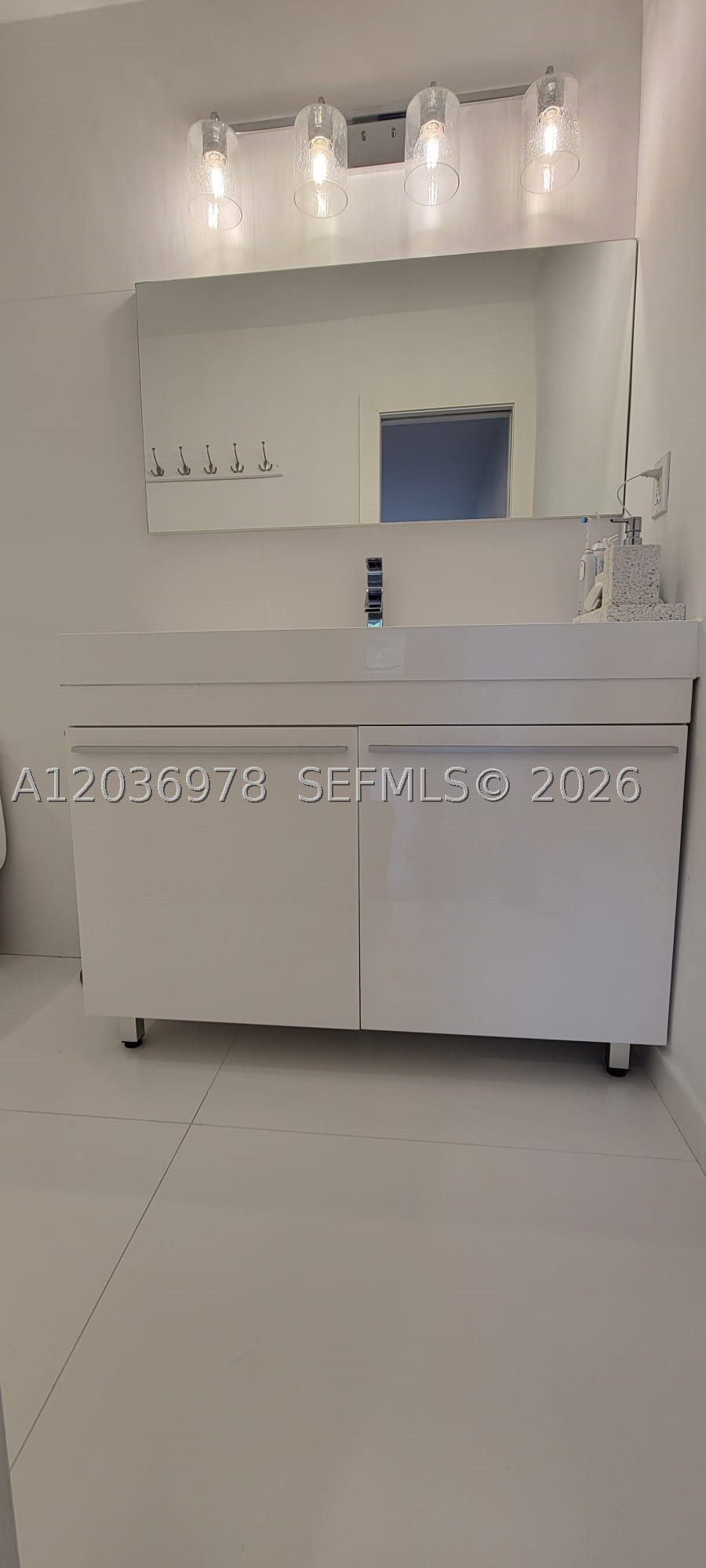 A12036978 Property Photo 21