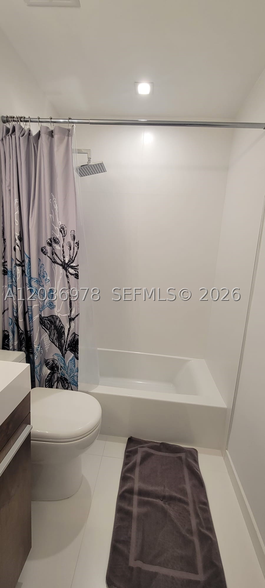 A12036978 Property Photo 24