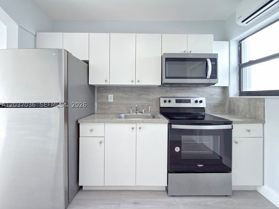 1010 Opa Locka Blvd 3 Property Photo 6