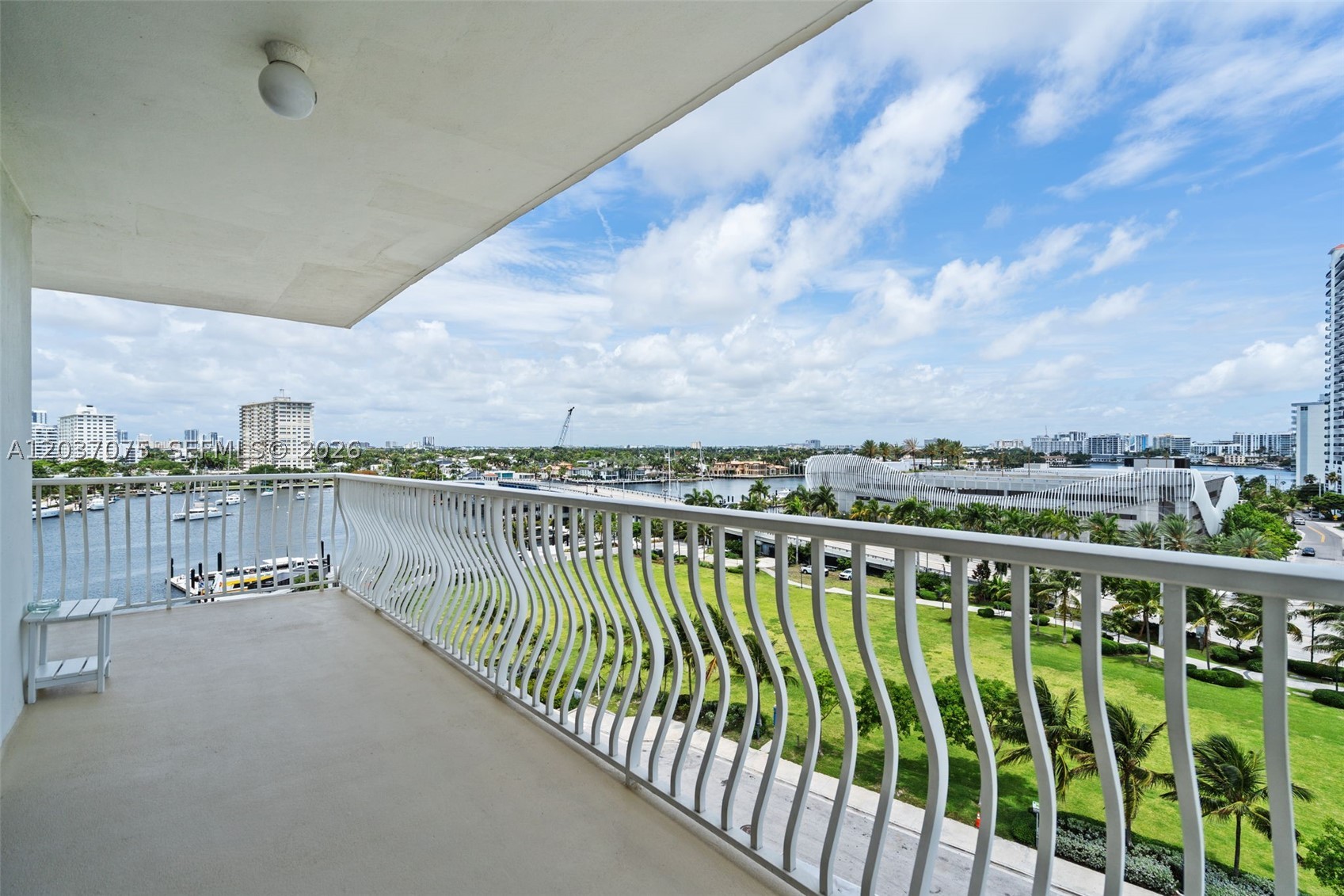 1 Las Olas Cir 809 Property Photo 4