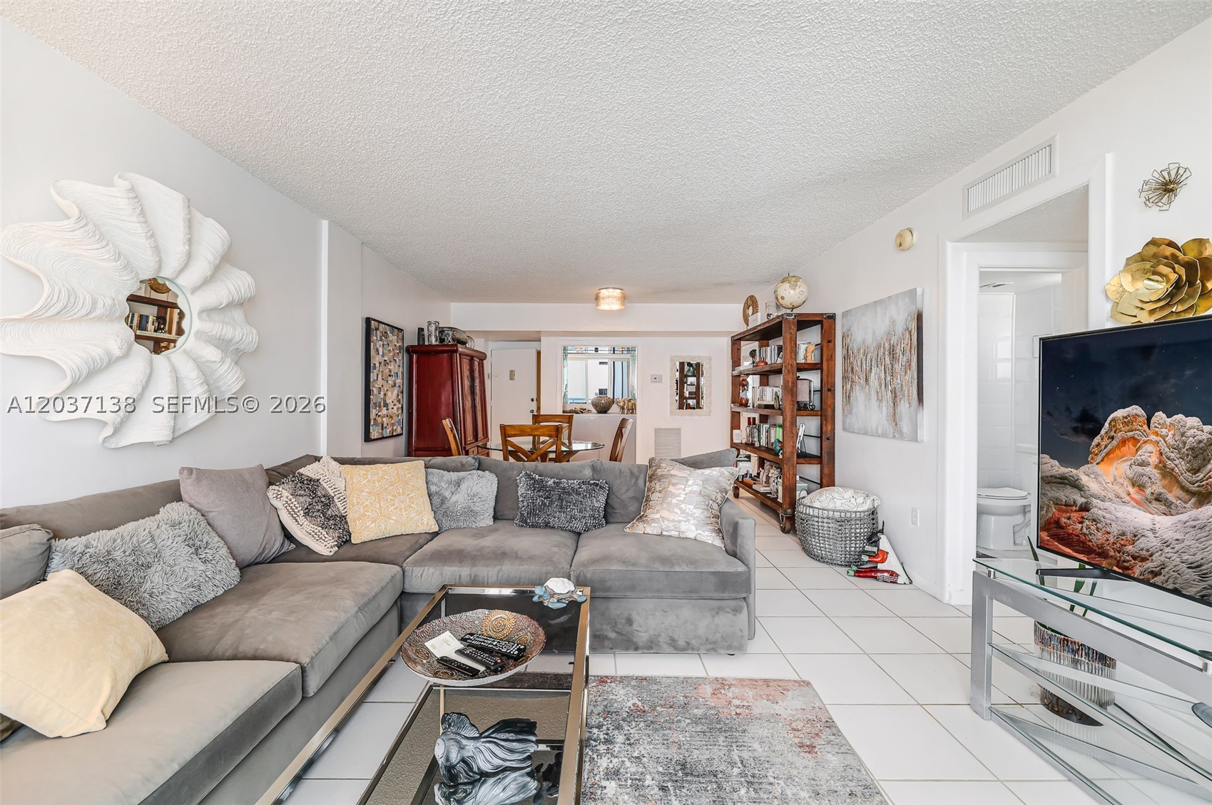 5001 Collins Ave 6e Property Photo 11