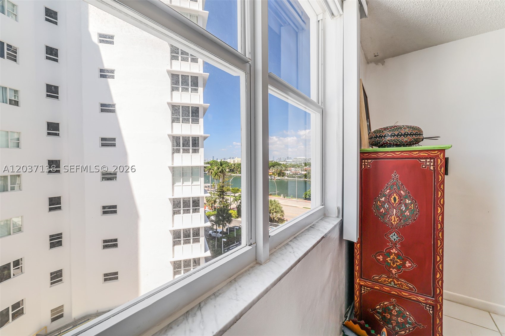 5001 Collins Ave 6e Property Photo 26