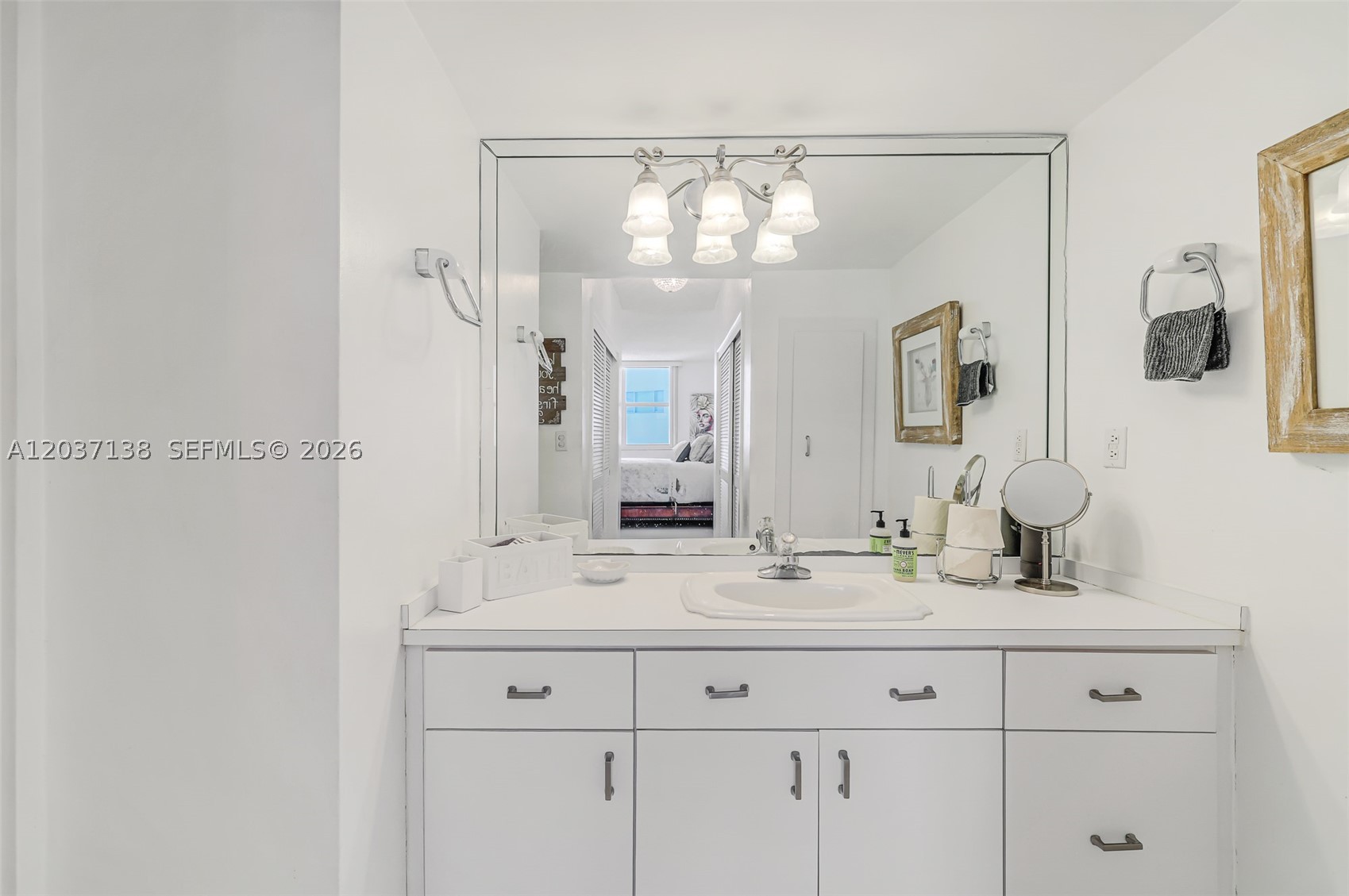 5001 Collins Ave 6e Property Photo 29