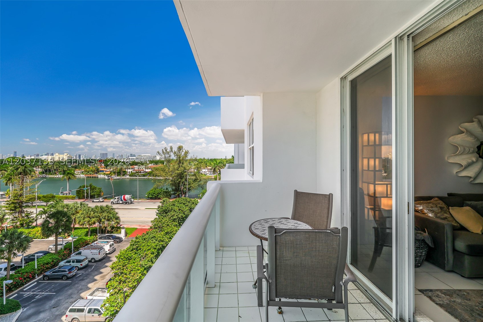 5001 Collins Ave 6e Property Photo 34