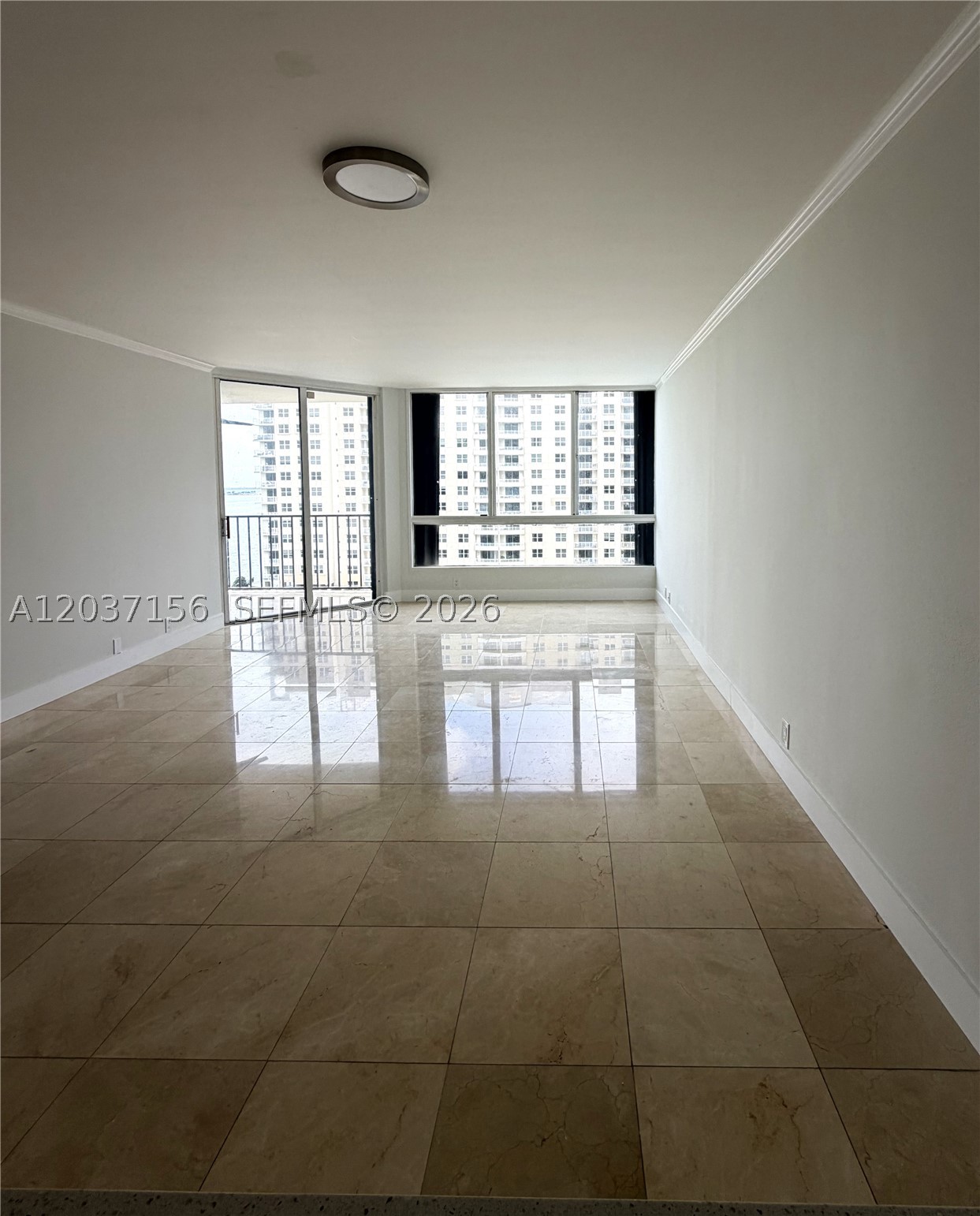 520 Brickell Key Dr A1005 Property Photo 12