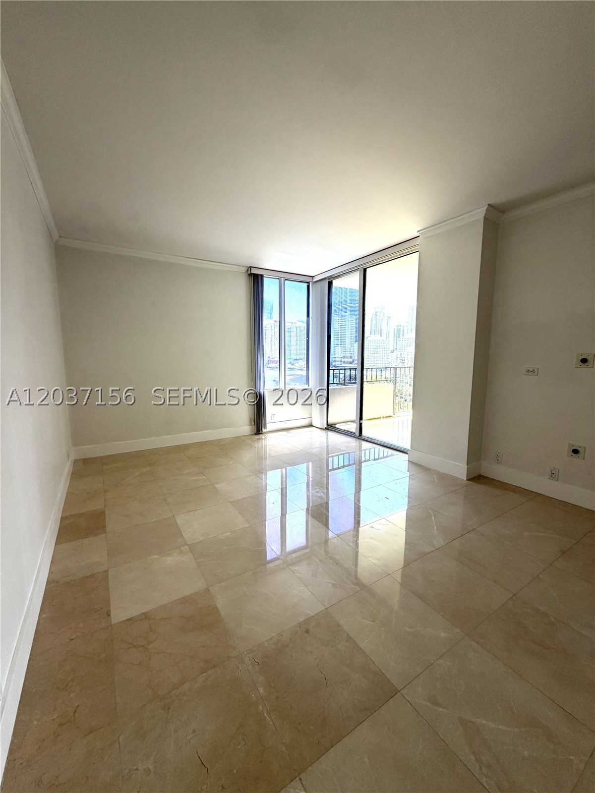 520 Brickell Key Dr A1005 Property Photo 22