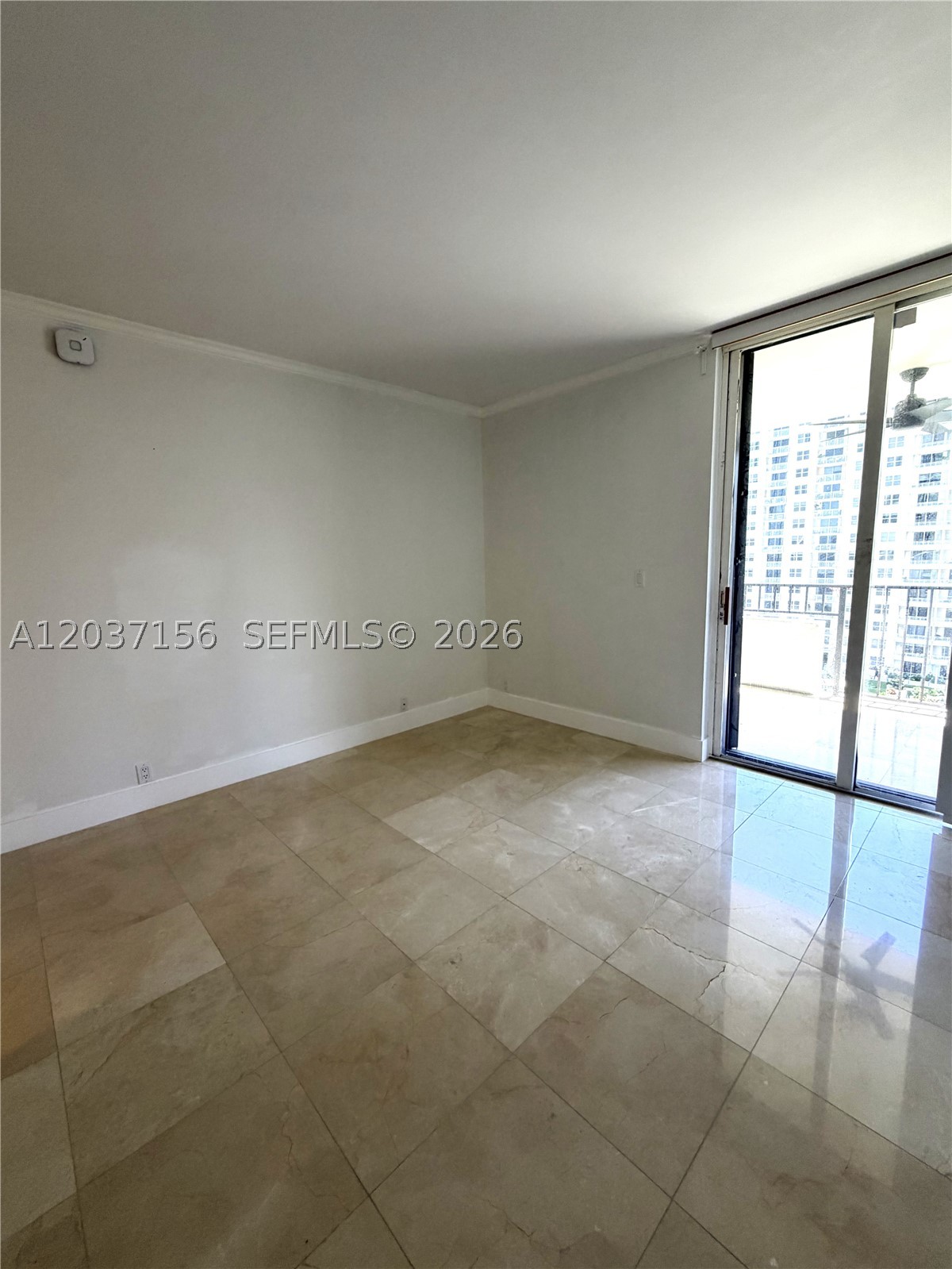 520 Brickell Key Dr A1005 Property Photo 28