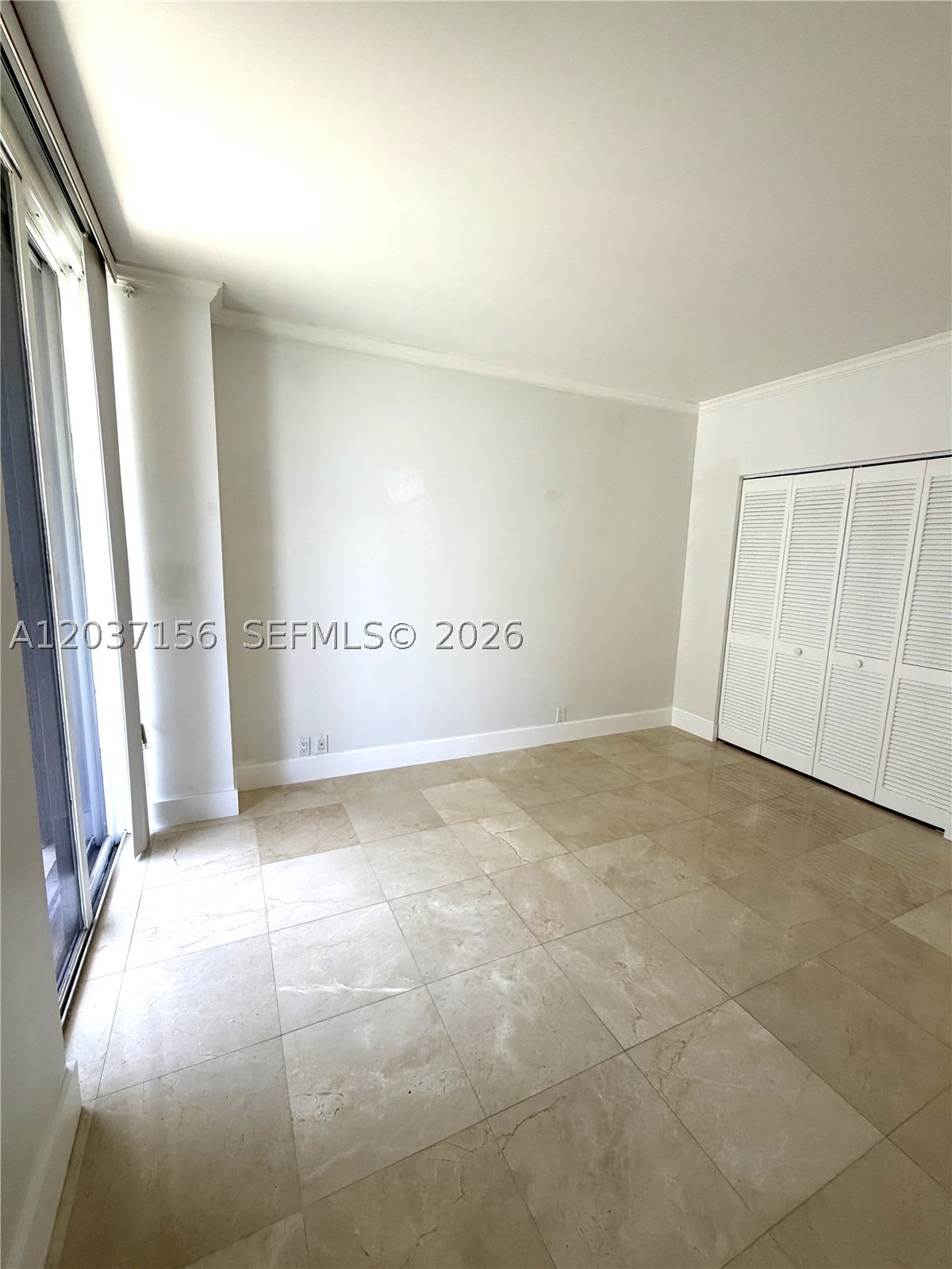 520 Brickell Key Dr A1005 Property Photo 29
