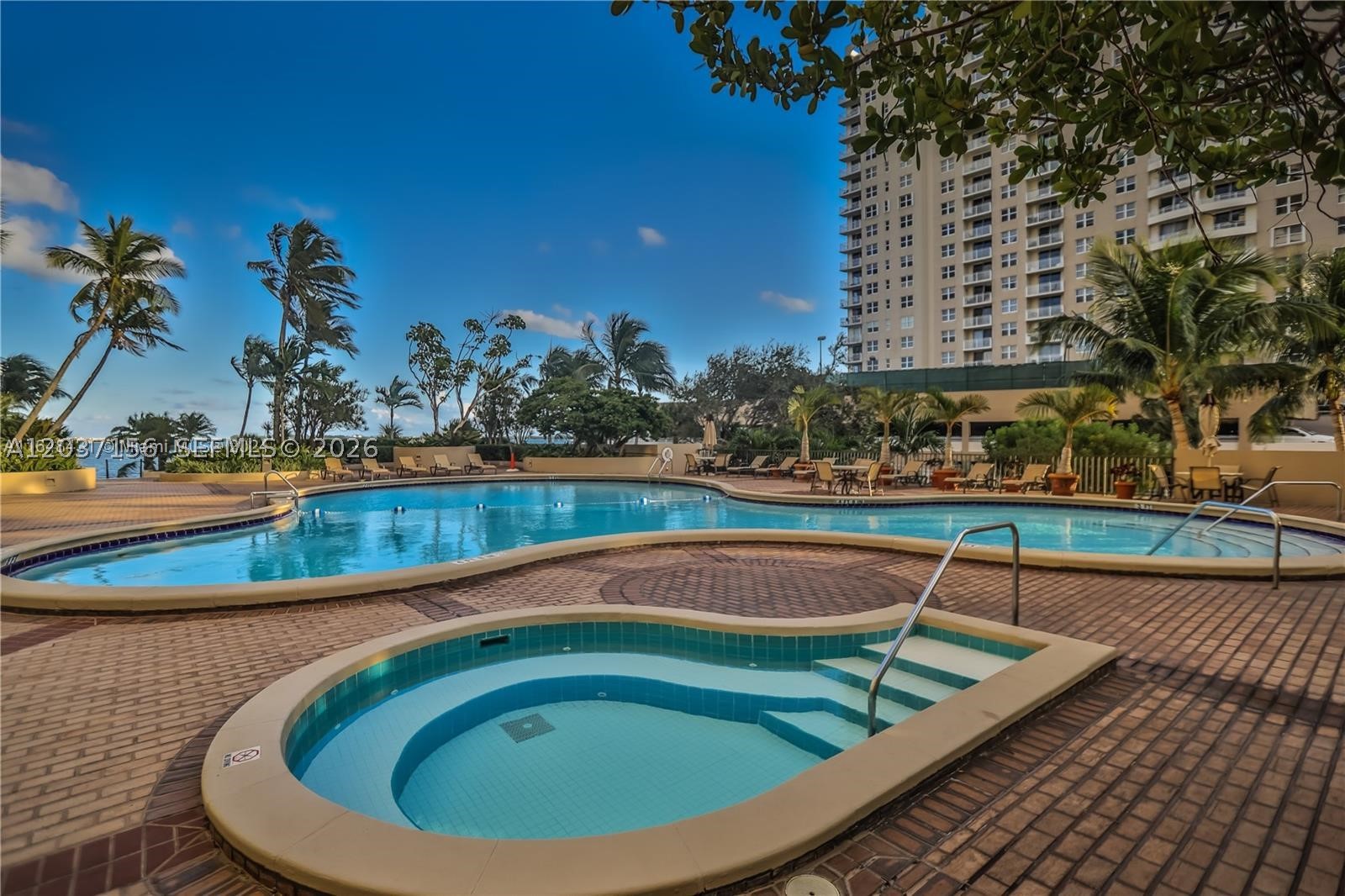 520 Brickell Key Dr A1005 Property Photo 34