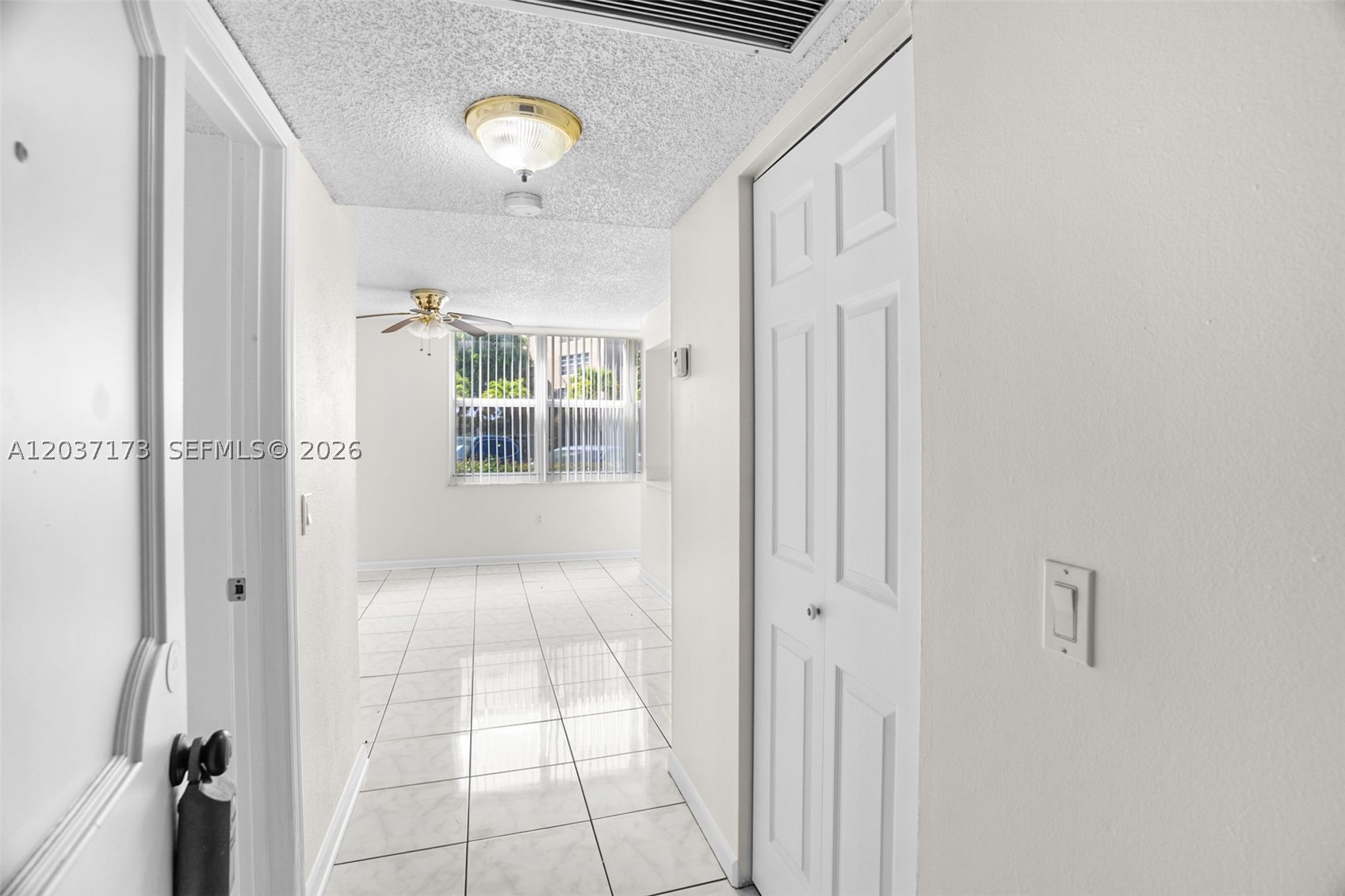 9480 Tangerine Pl 101 Property Photo 3