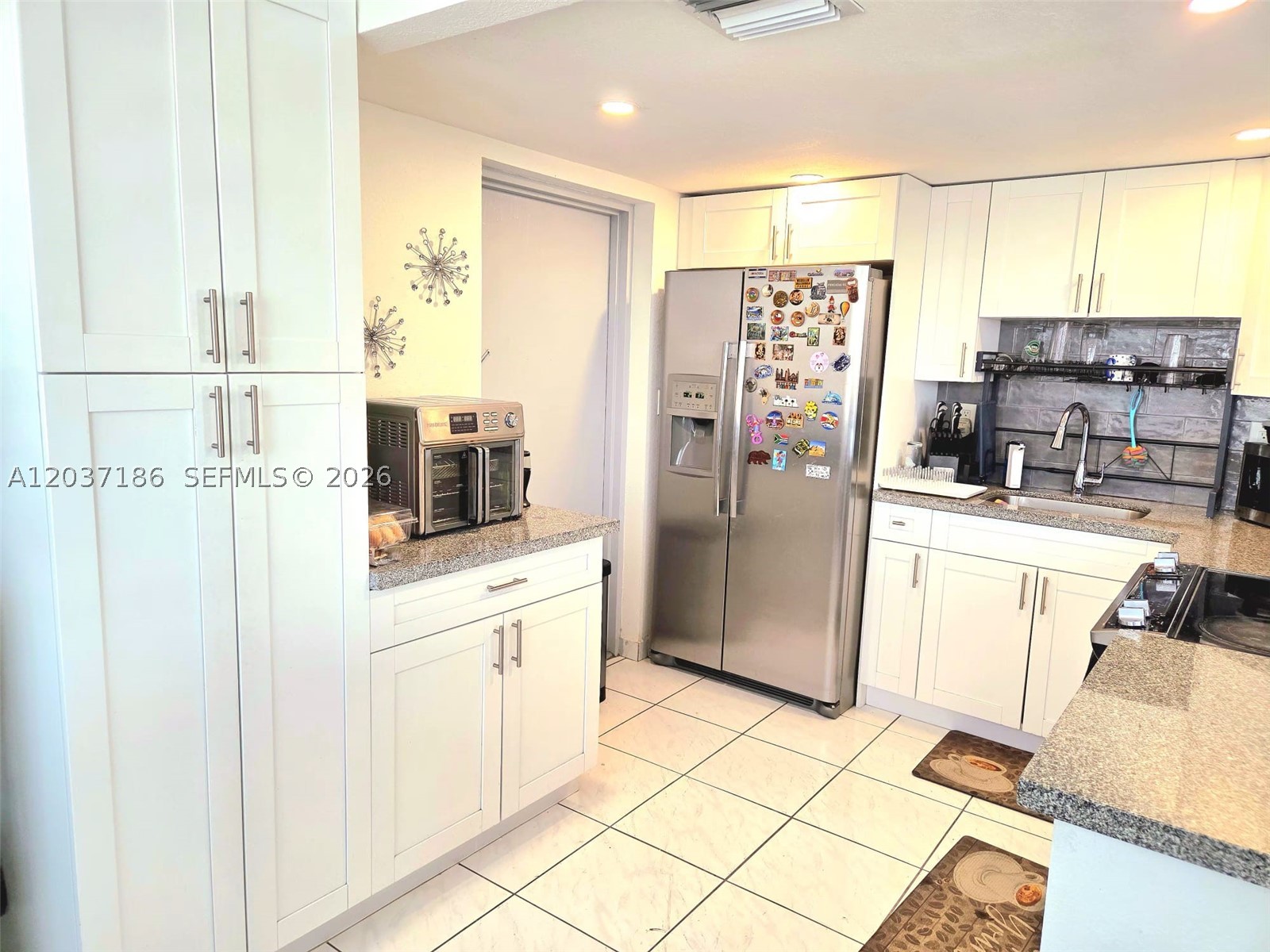 16850 S Glades Dr 2k Property Photo 8