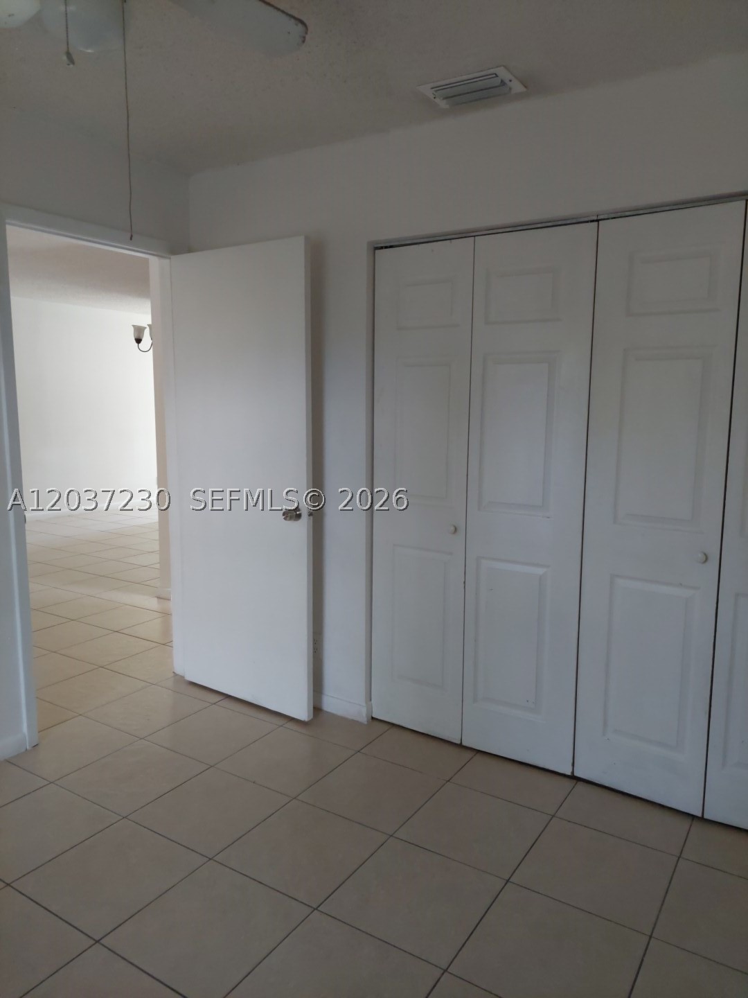 2319 Johnson St 1 Property Photo 7