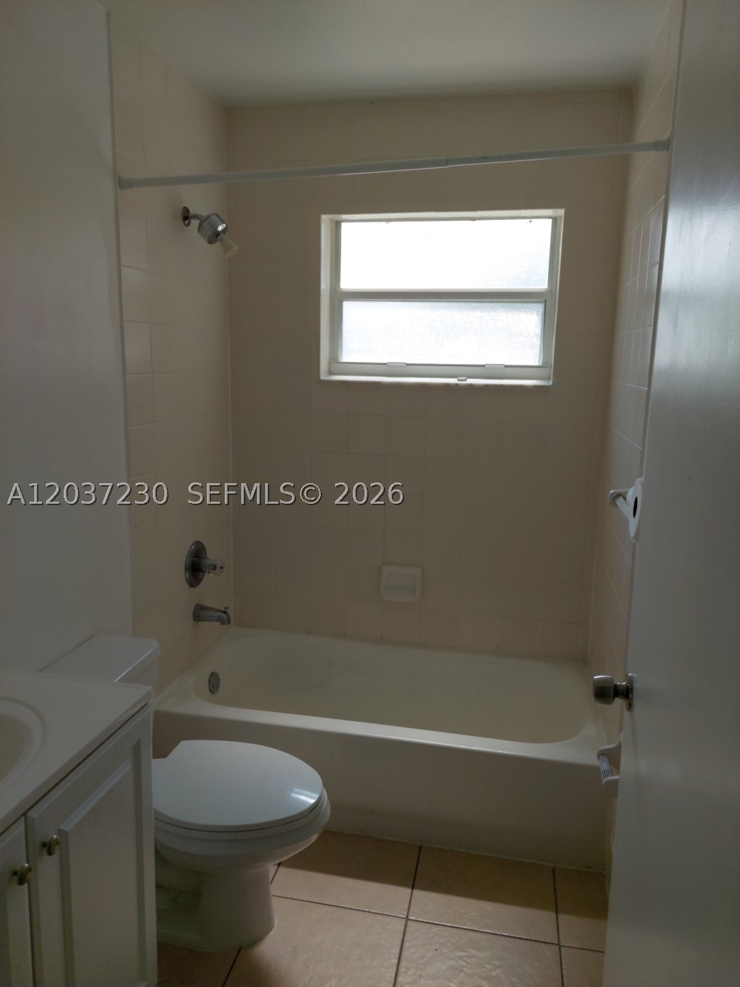2319 Johnson St 1 Property Photo 8