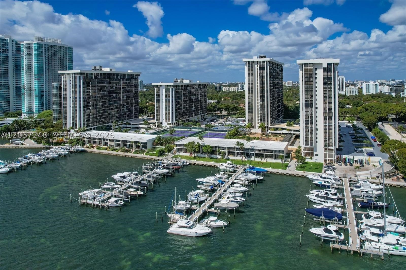 1901 Brickell Ave B1807 Property Photo 1