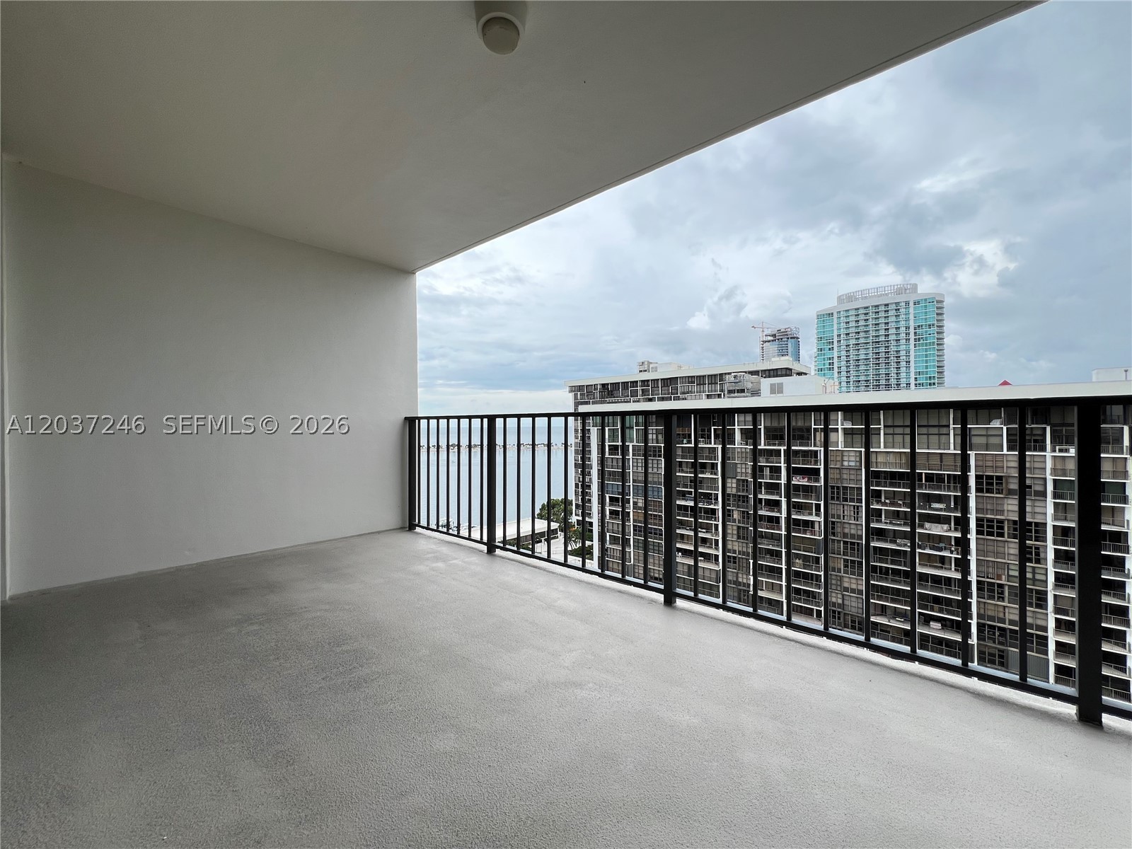 1901 Brickell Ave B1807 Property Photo 2