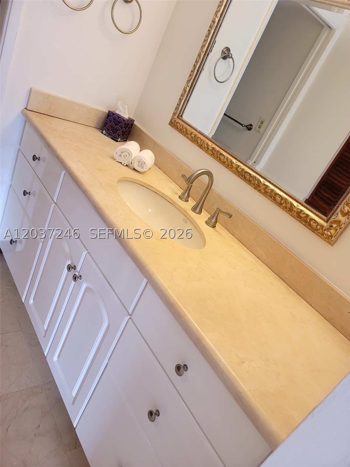 1901 Brickell Ave B1807 Property Photo 13