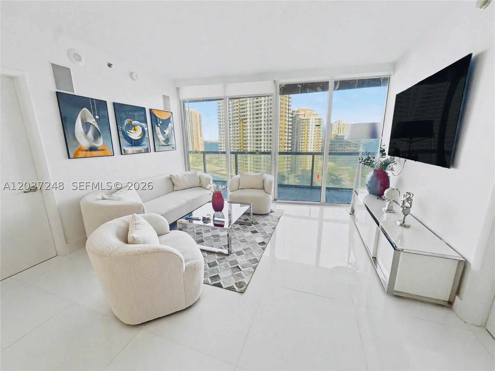 465 Brickell Ave 1605 Property Photo 1