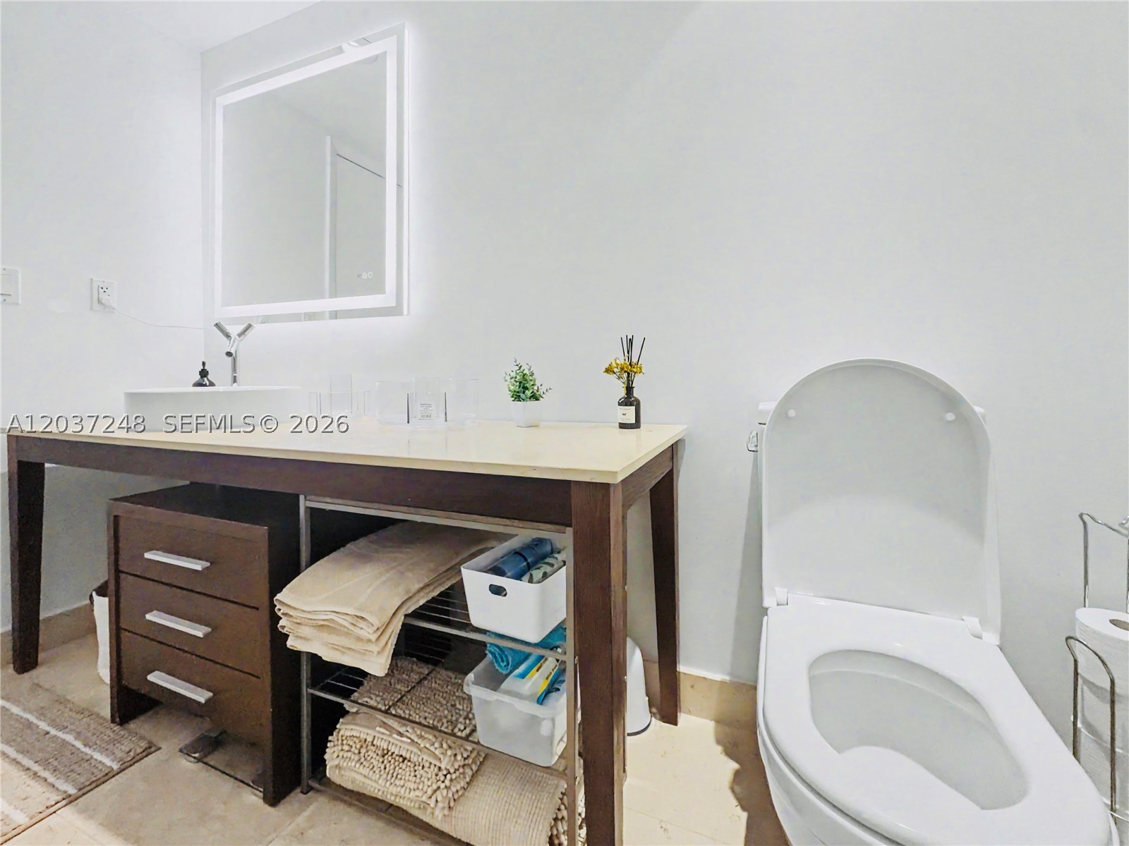 465 Brickell Ave 1605 Property Photo 9