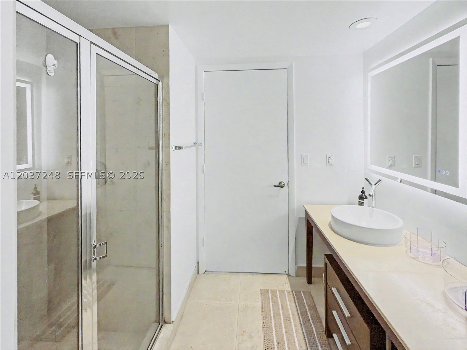 465 Brickell Ave 1605 Property Photo 10