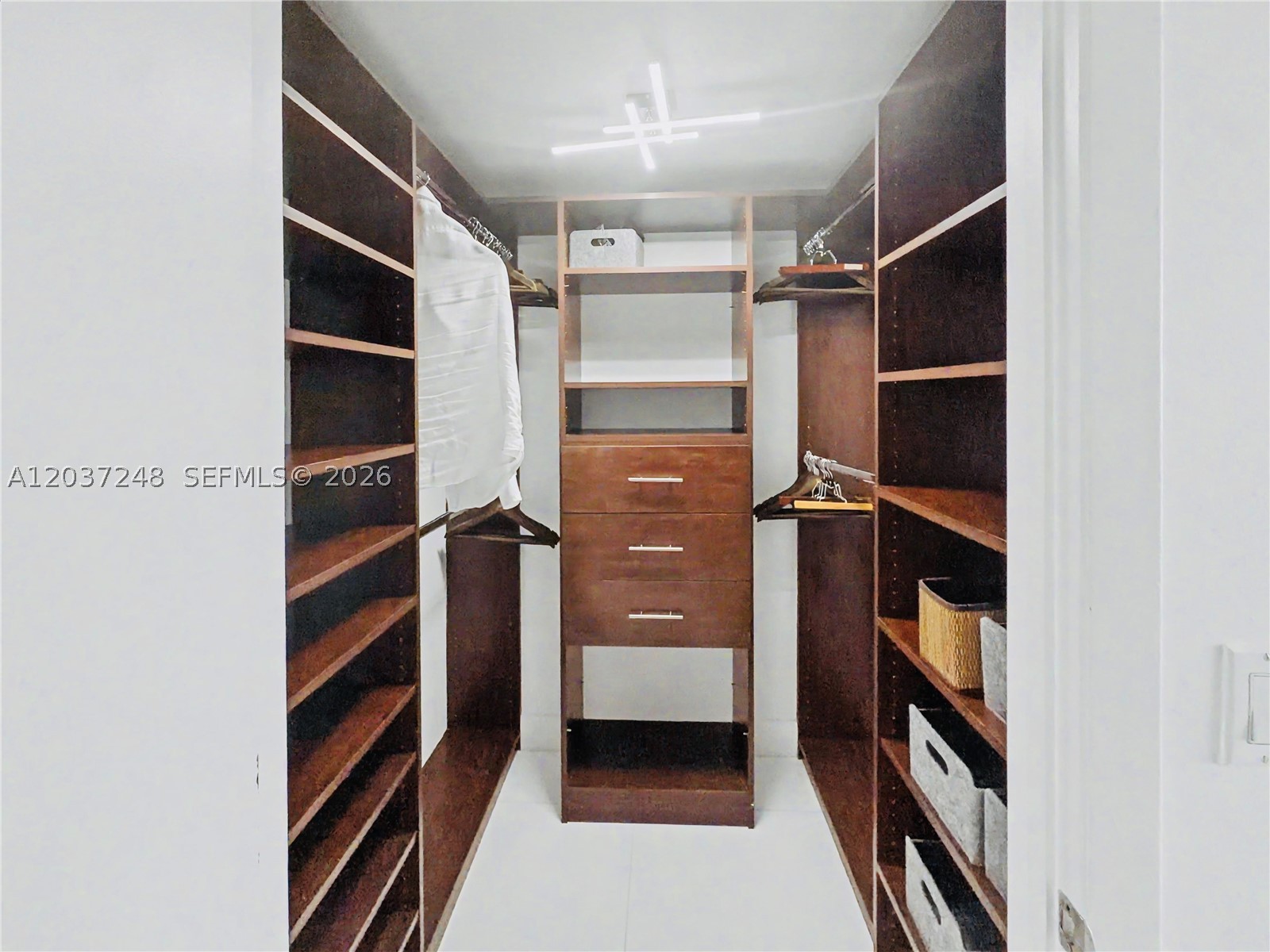 465 Brickell Ave 1605 Property Photo 16
