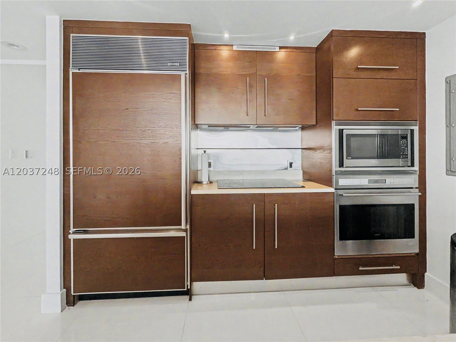 465 Brickell Ave 1605 Property Photo 25