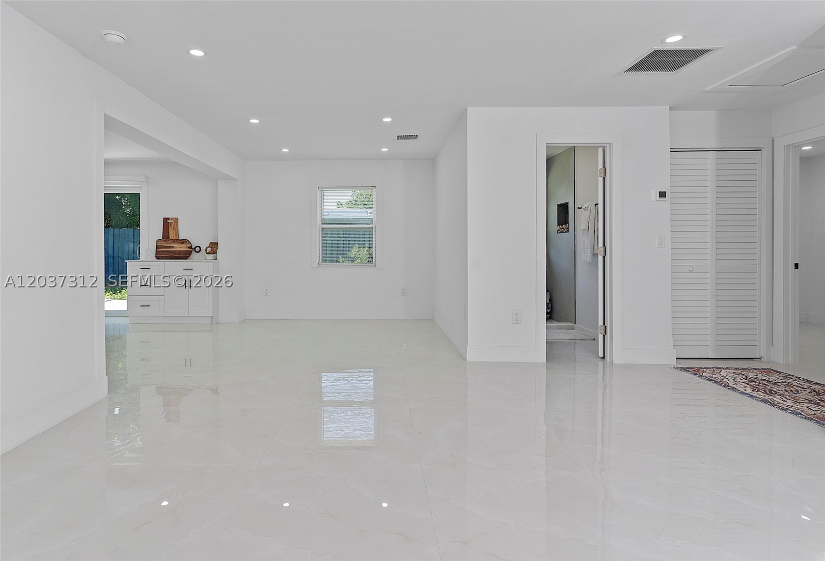 1473 Ne 30th Ct Property Photo 6